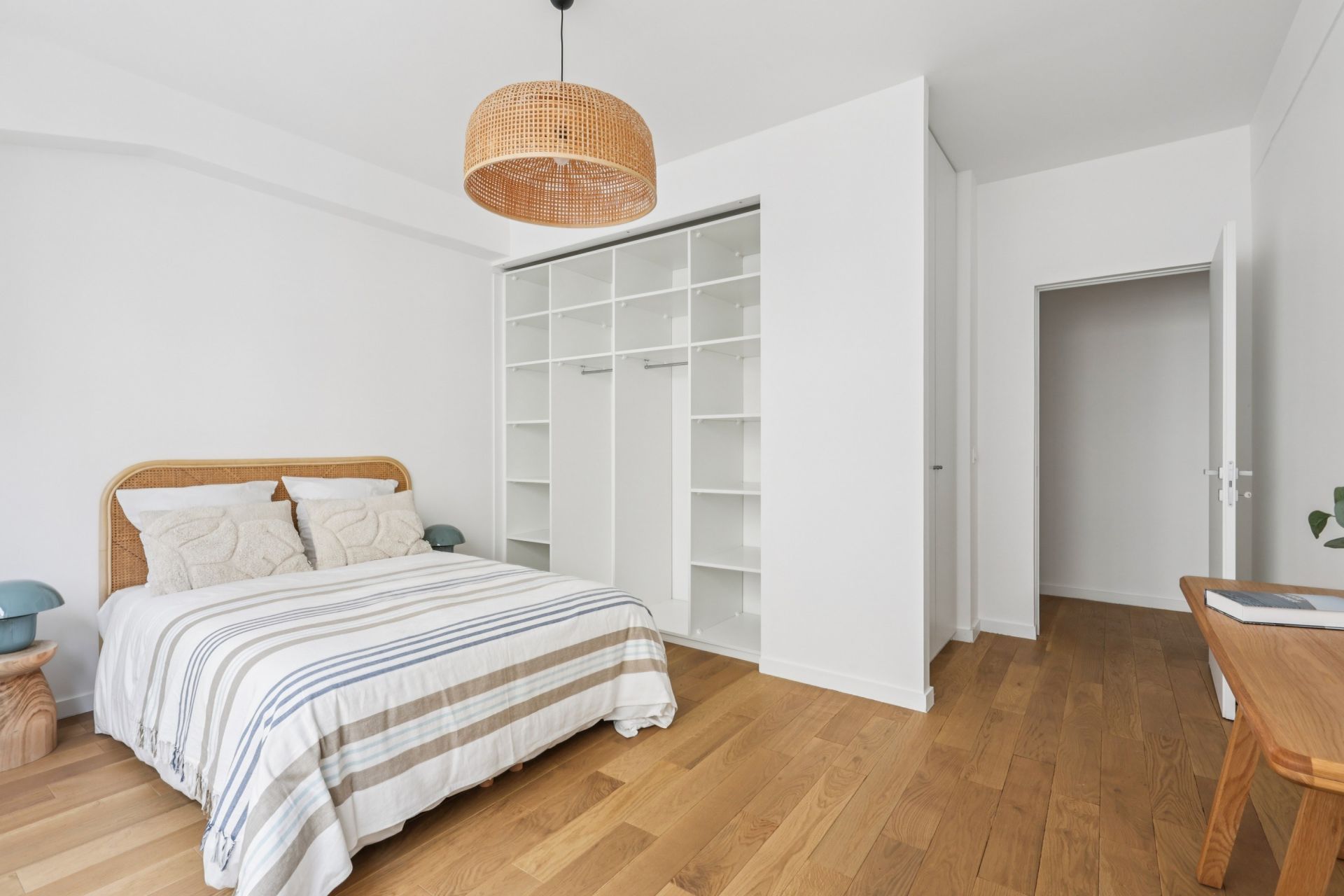 luxury apartment 3 Rooms for sale on PARIS (75004)