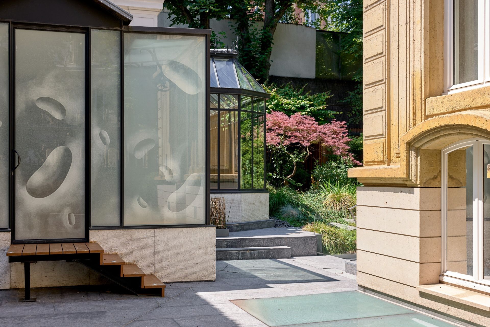 mansion (hôtel particulier) 10 Rooms for sale on PARIS (75116)