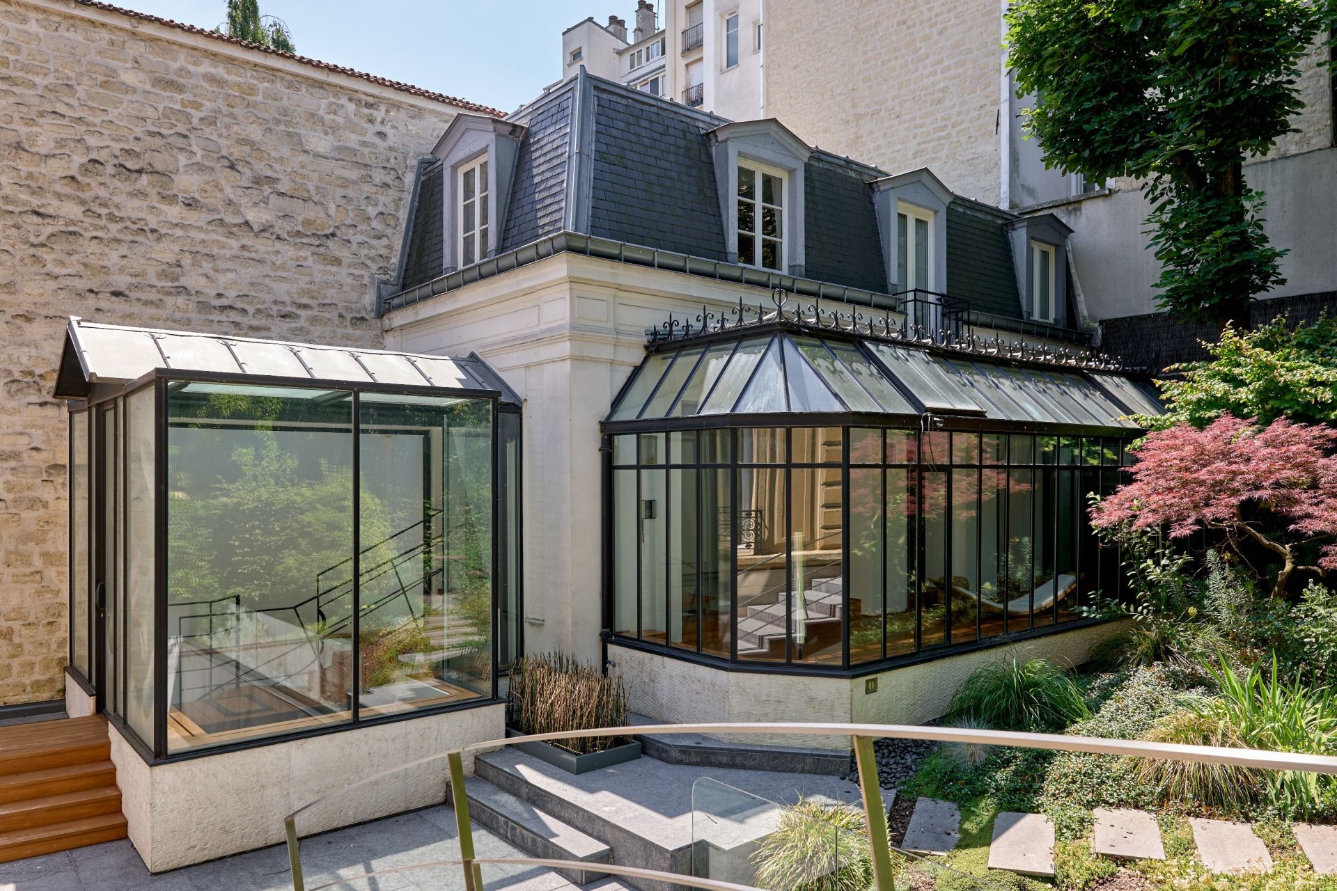 hôtel particulier 10 Pièces en vente sur PARIS (75116)