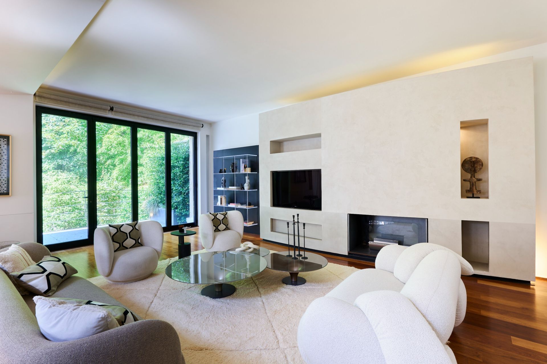 mansion (hôtel particulier) 10 Rooms for sale on PARIS (75116)