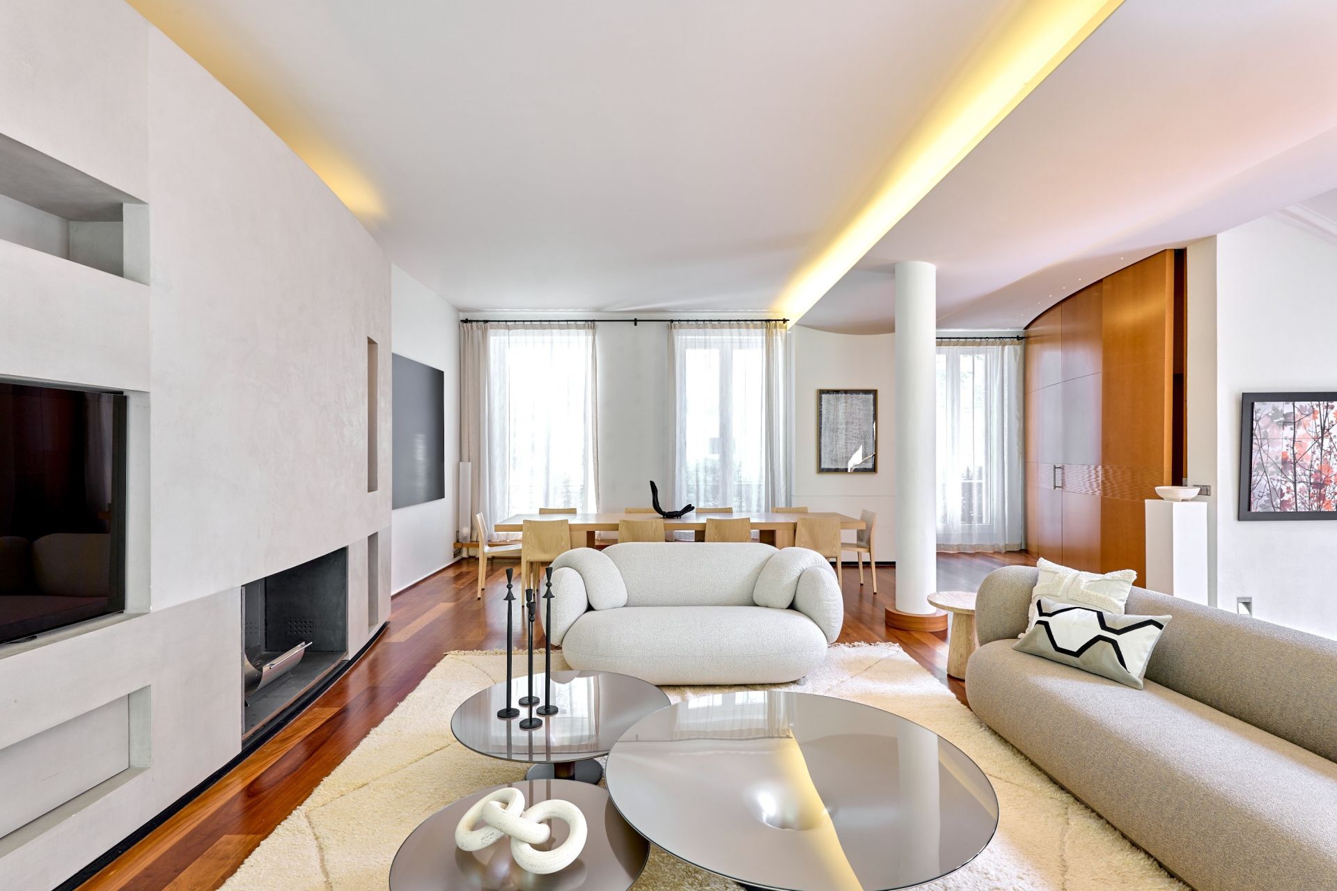 mansion (hôtel particulier) 10 Rooms for sale on PARIS (75116)