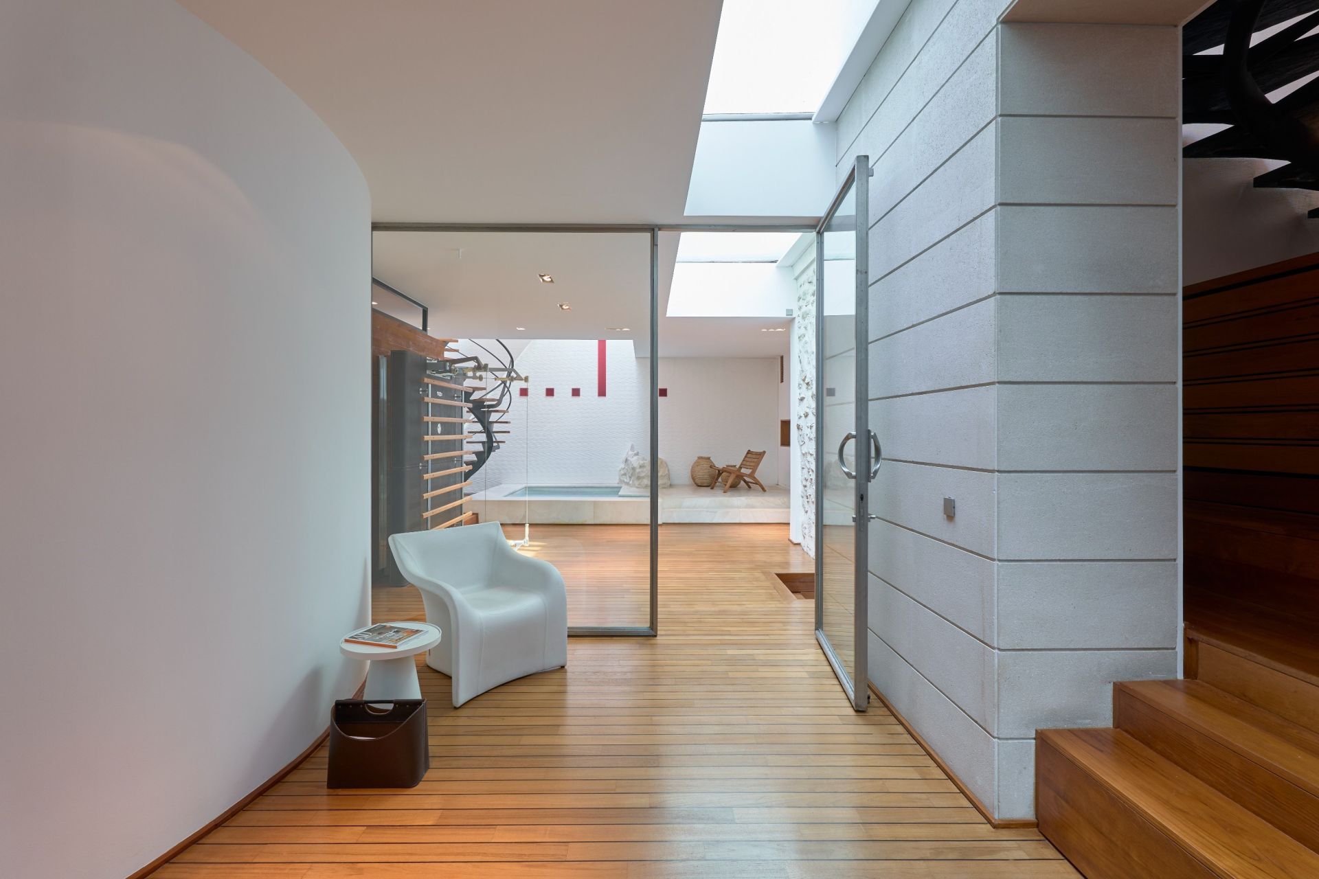 mansion (hôtel particulier) 10 Rooms for sale on PARIS (75116)
