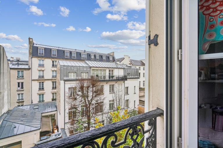 luxury apartment 3 Rooms for sale on PARIS (75003)