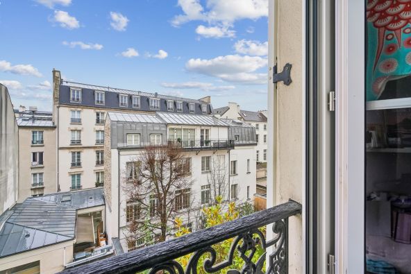 Sale Luxury apartment Paris 3 3&nbsp;Rooms 77&nbsp;m²
