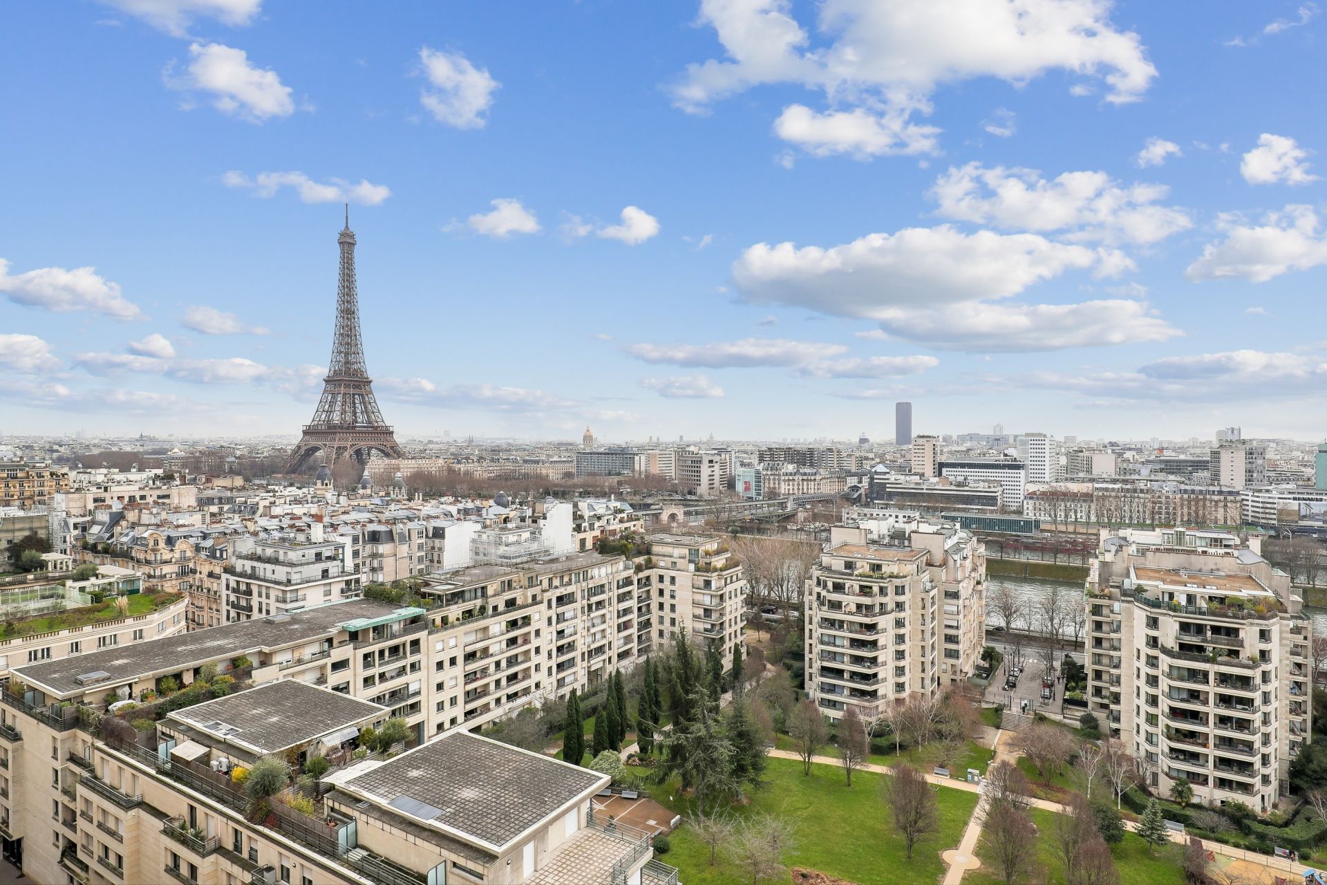 luxury apartment 3 Rooms for sale on PARIS (75016)