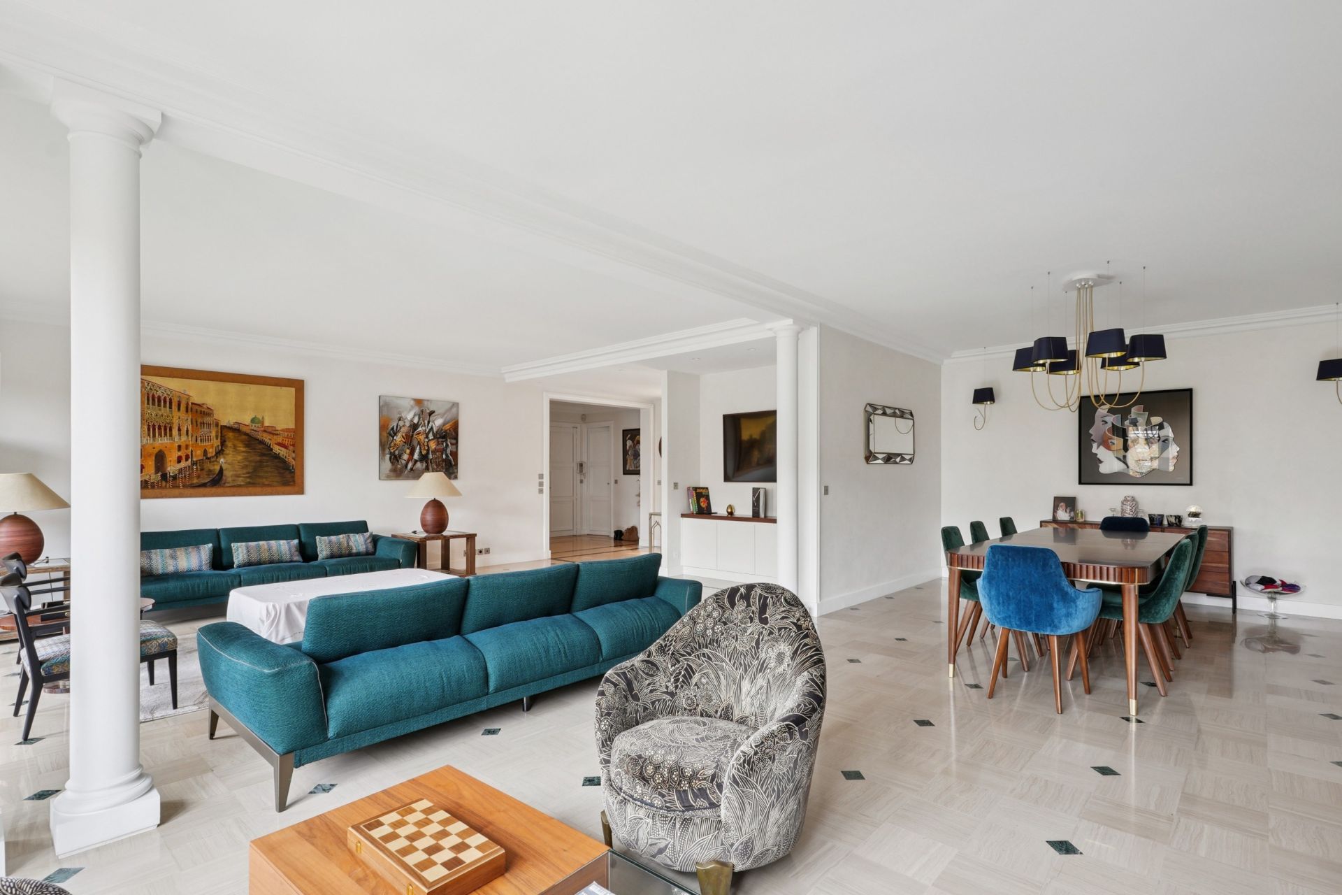 luxury apartment 9 Rooms for sale on NEUILLY SUR SEINE (92200)