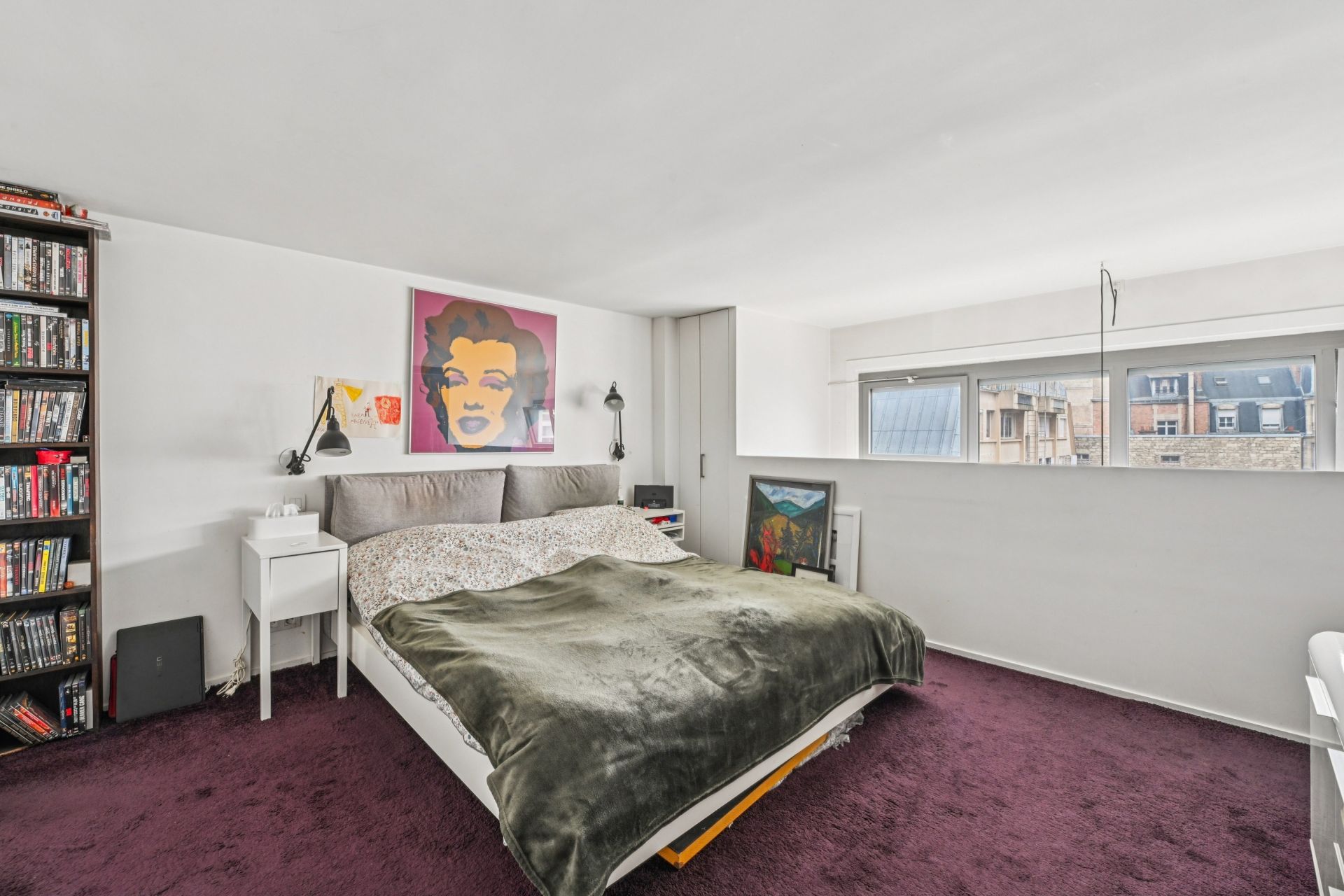 luxury apartment 5 Rooms for sale on PARIS (75116)