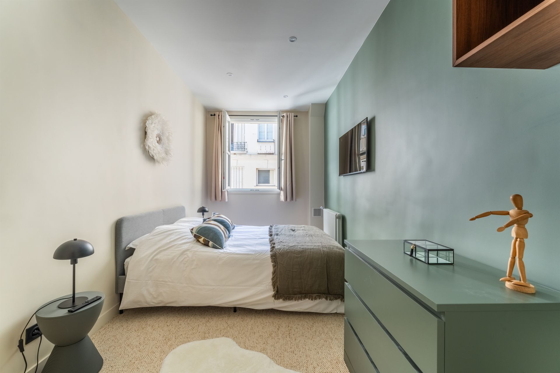 luxury apartment 5 Rooms for sale on PARIS (75003)