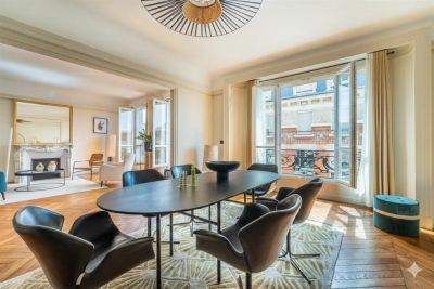 Sale Luxury apartment Paris 3 5&nbsp;Rooms 150.39&nbsp;m²