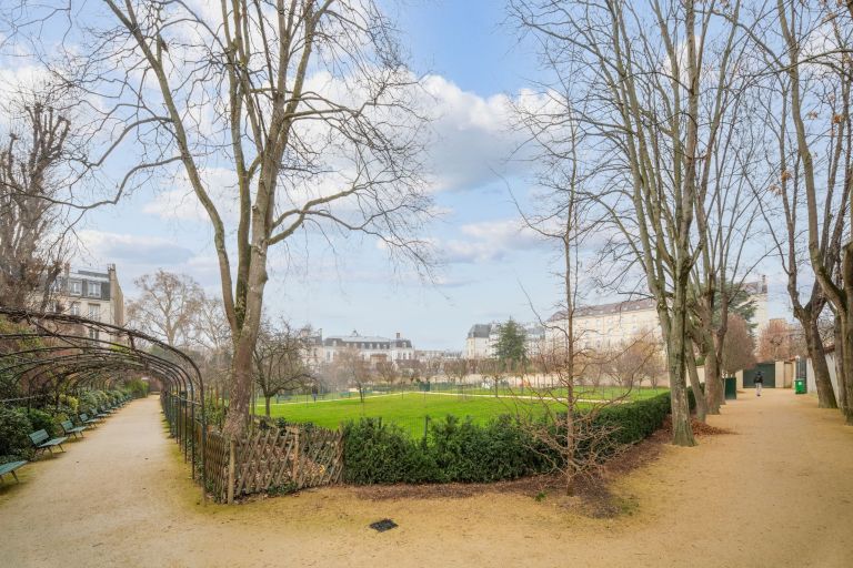 appartement de luxe 2 Pièces en vente sur PARIS (75007)