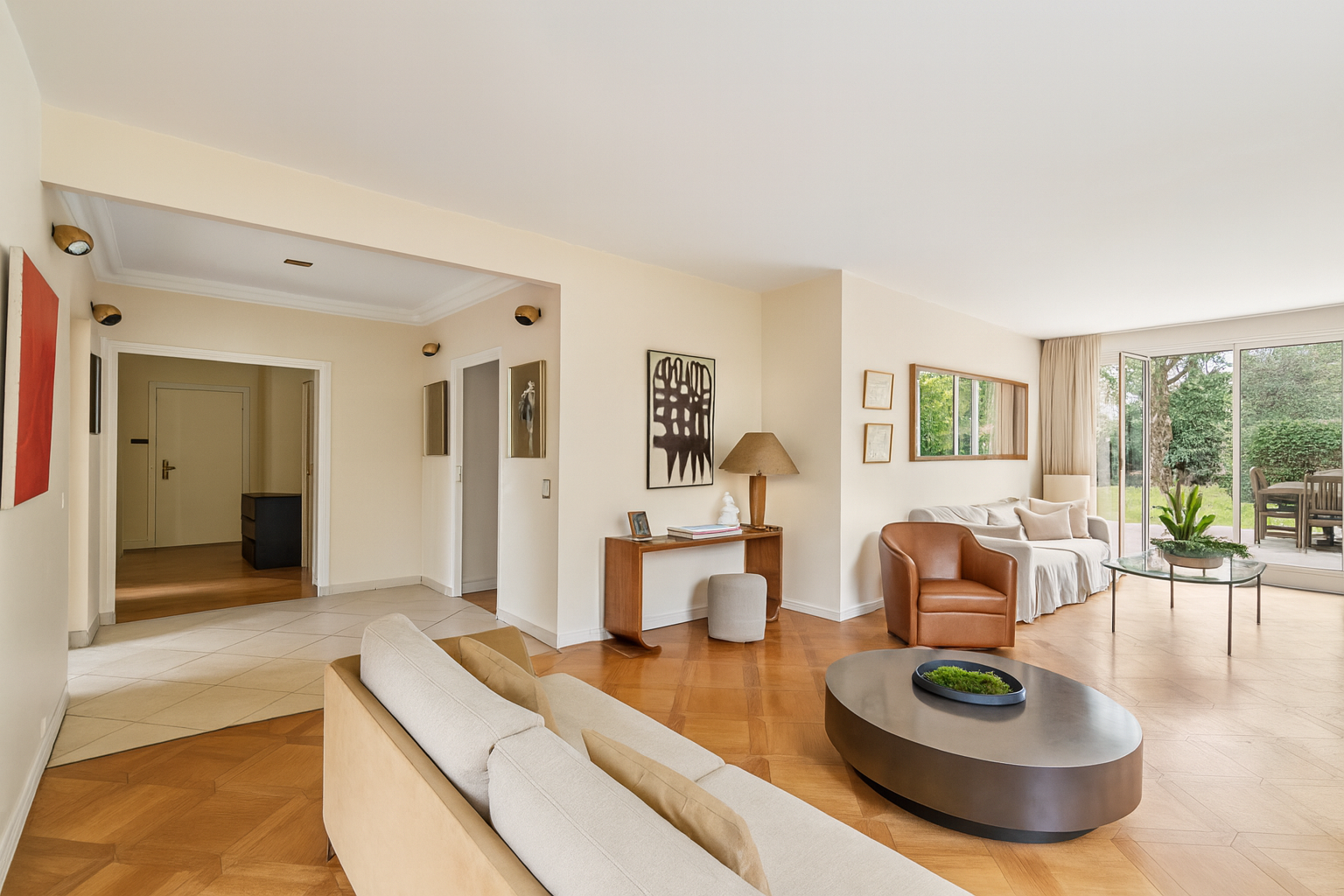 luxury apartment 8 Rooms for sale on NEUILLY SUR SEINE (92200)