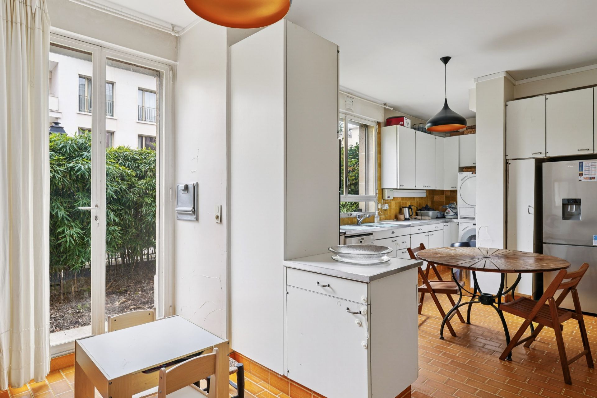 luxury apartment 8 Rooms for sale on NEUILLY SUR SEINE (92200)