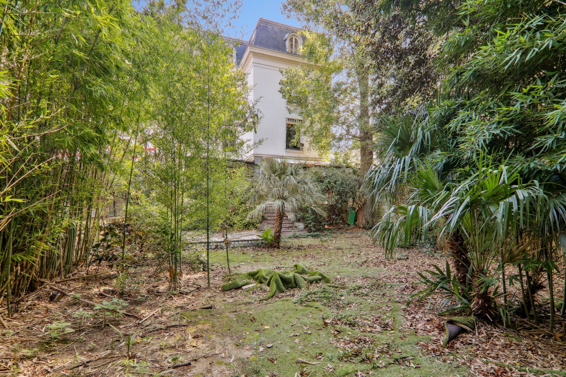 hôtel particulier 15 Pièces en vente sur PARIS (75016)