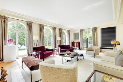 Vente Hôtel particulier Neuilly-sur-Seine 8&nbsp;Pièces 675&nbsp;m²