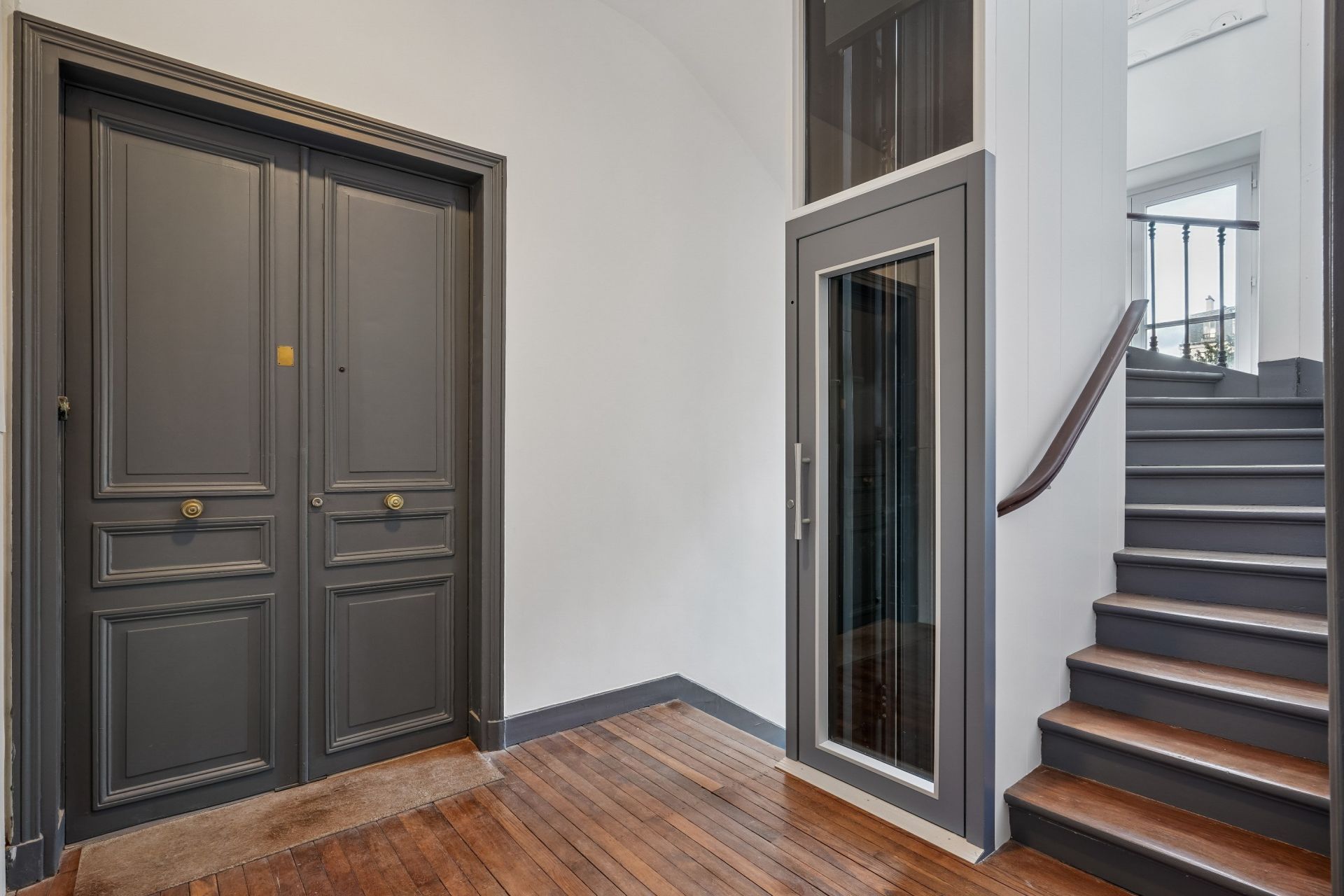 luxury apartment 4 Rooms for sale on NEUILLY SUR SEINE (92200)