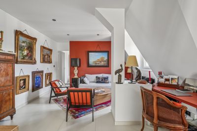 Sale Luxury apartment Neuilly-sur-Seine 2&nbsp;Rooms 60&nbsp;m²