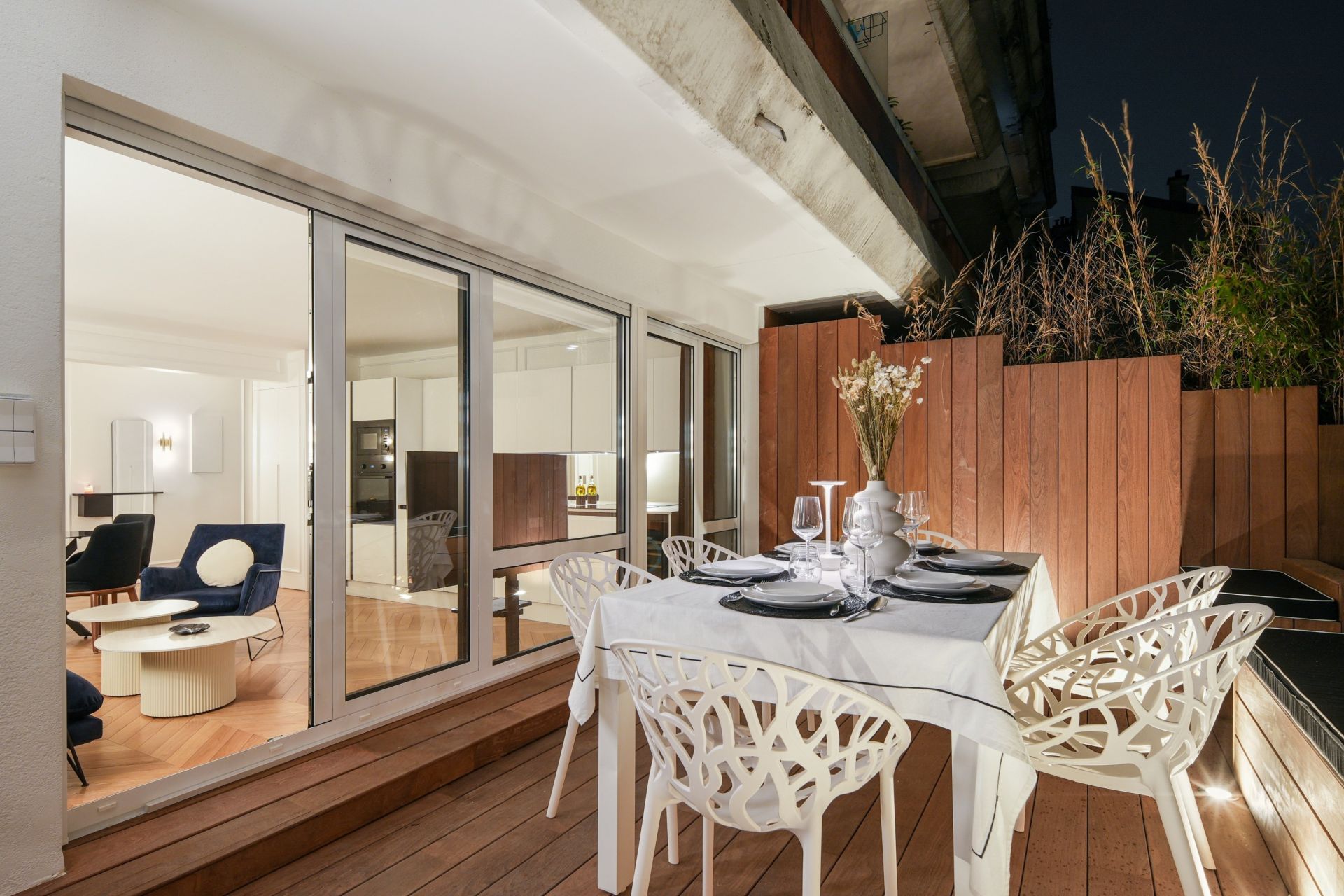 luxury apartment 4 Rooms for sale on PARIS (75011)