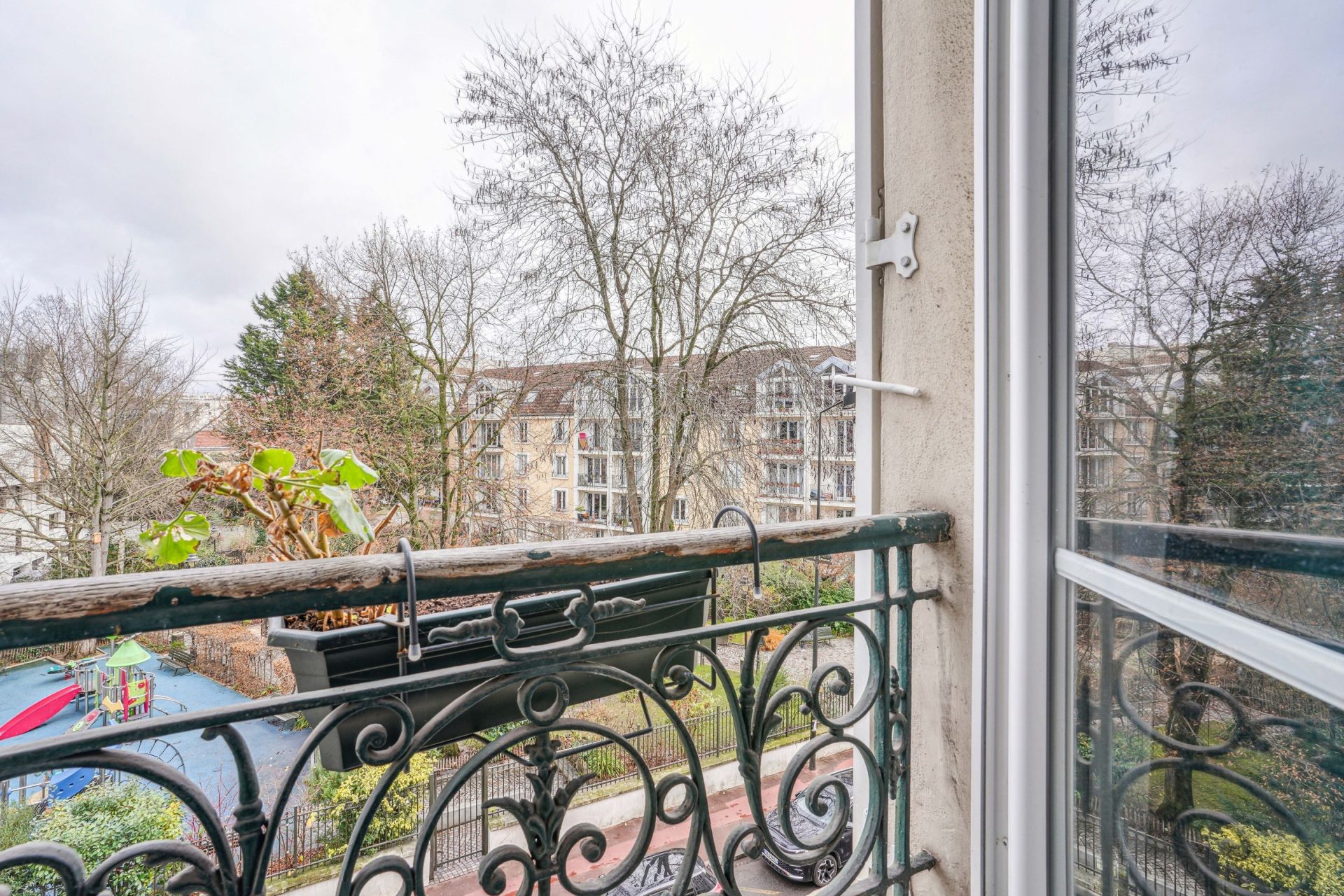 luxury apartment 6 Rooms for sale on NEUILLY SUR SEINE (92200)