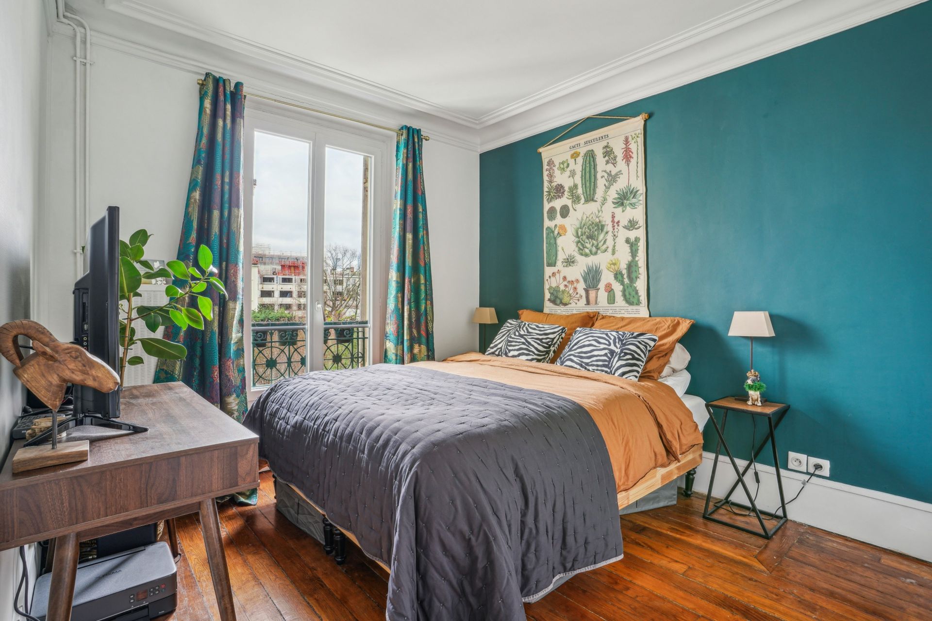 luxury apartment 6 Rooms for sale on NEUILLY SUR SEINE (92200)