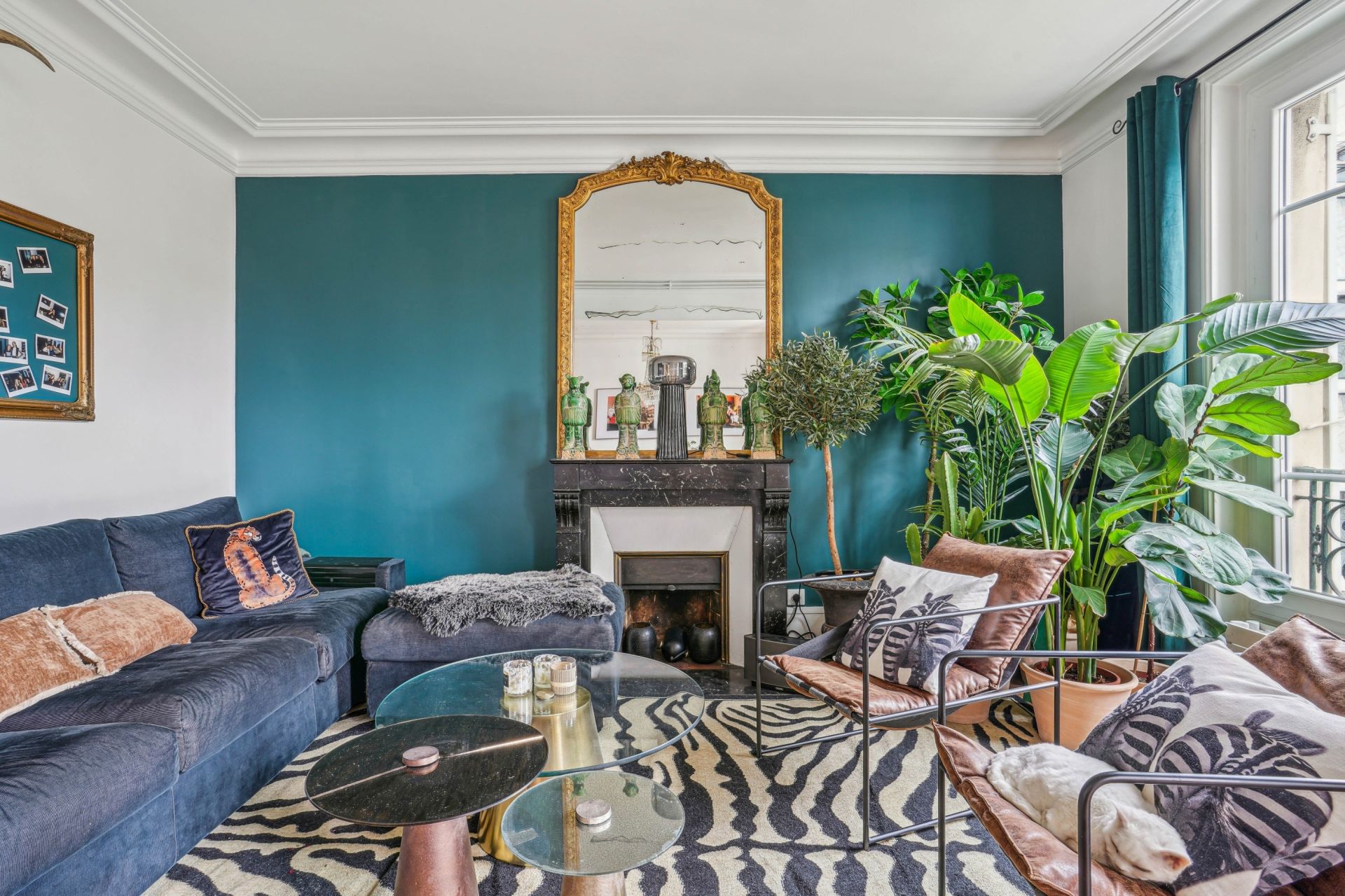 luxury apartment 6 Rooms for sale on NEUILLY SUR SEINE (92200)