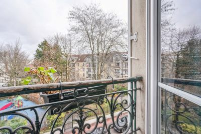 Sale Luxury apartment Neuilly-sur-Seine 6&nbsp;Rooms 120&nbsp;m²