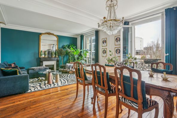 Sale Luxury apartment Neuilly-sur-Seine 6&nbsp;Rooms 120&nbsp;m²