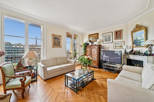 Vente Appartement de luxe Paris 7 5&nbsp;Pièces 130&nbsp;m²