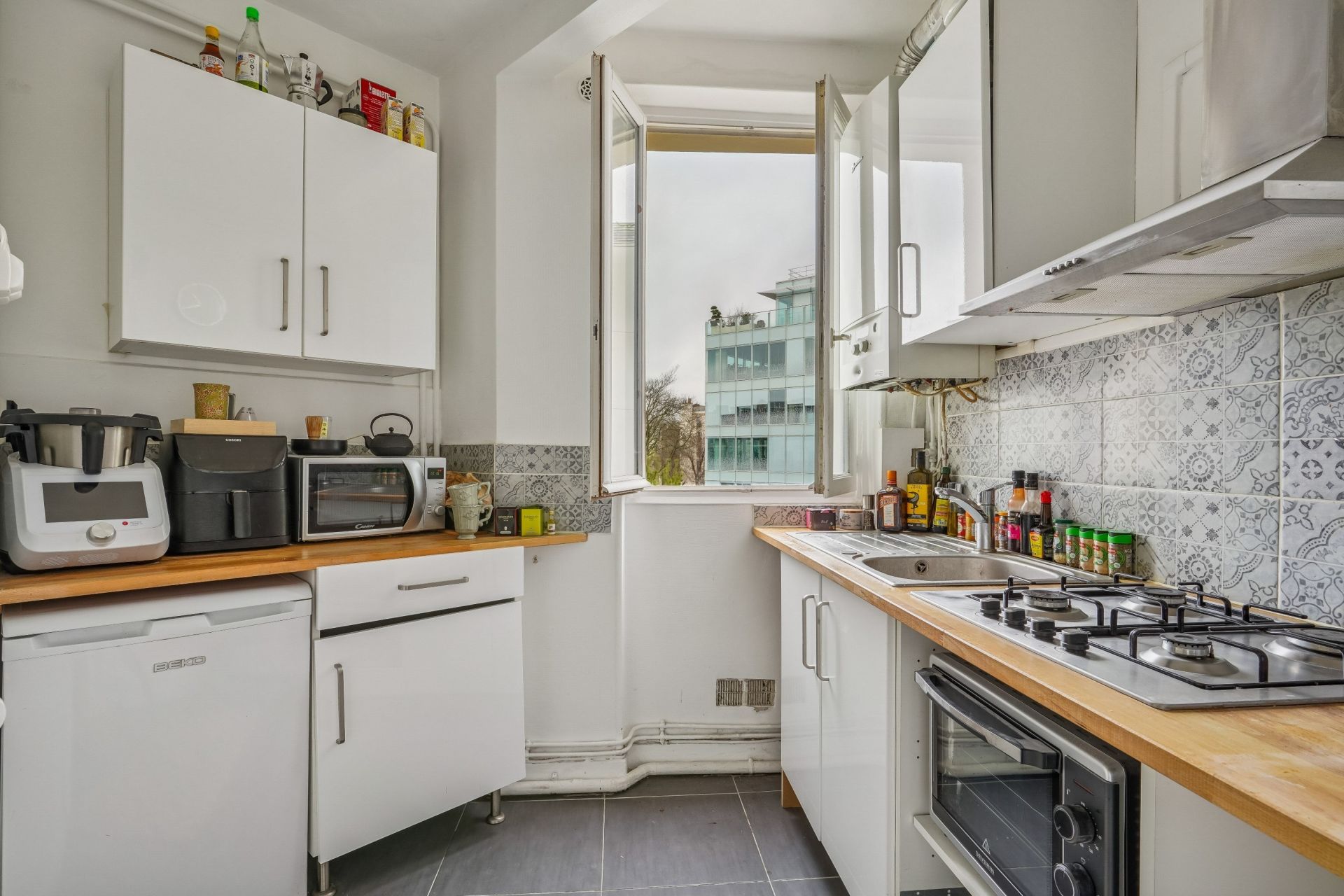 luxury apartment 3 Rooms for sale on NEUILLY SUR SEINE (92200)