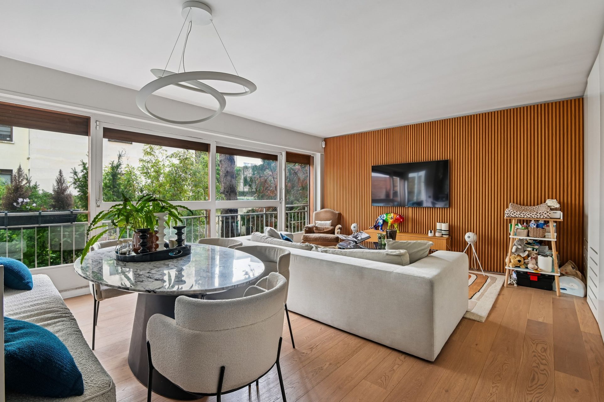 luxury apartment 2 Rooms for sale on NEUILLY SUR SEINE (92200)