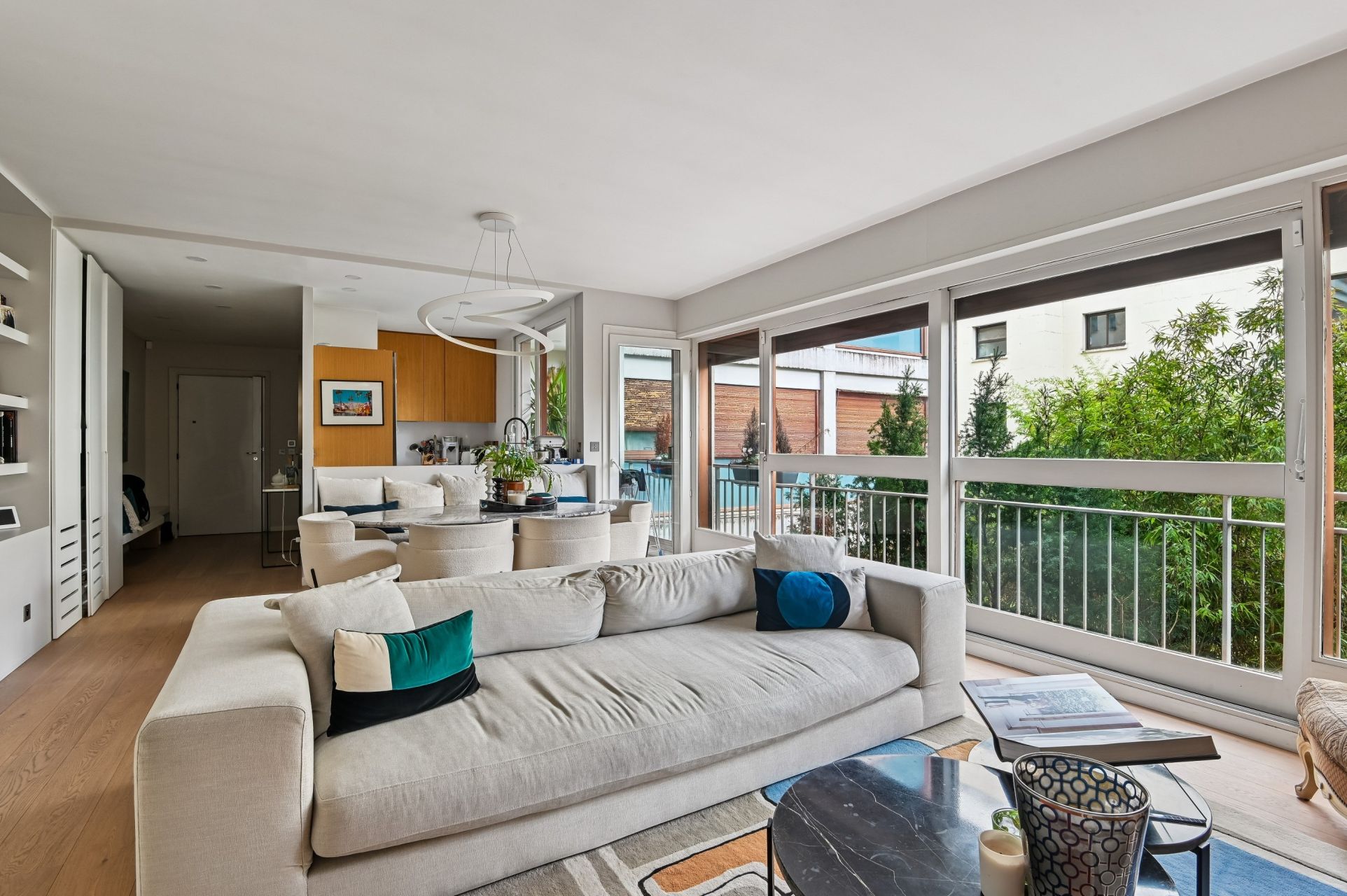 luxury apartment 2 Rooms for sale on NEUILLY SUR SEINE (92200)