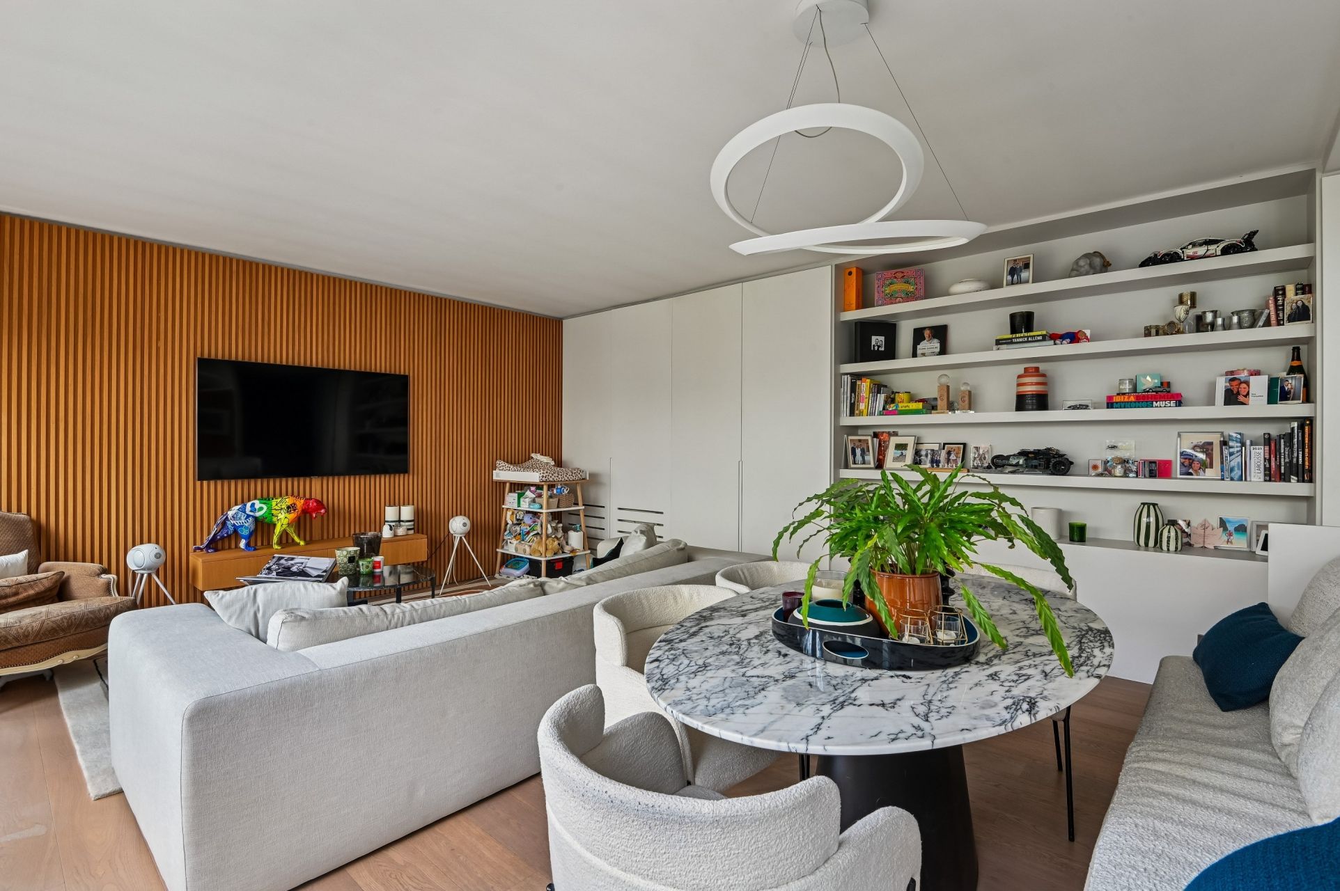 luxury apartment 2 Rooms for sale on NEUILLY SUR SEINE (92200)