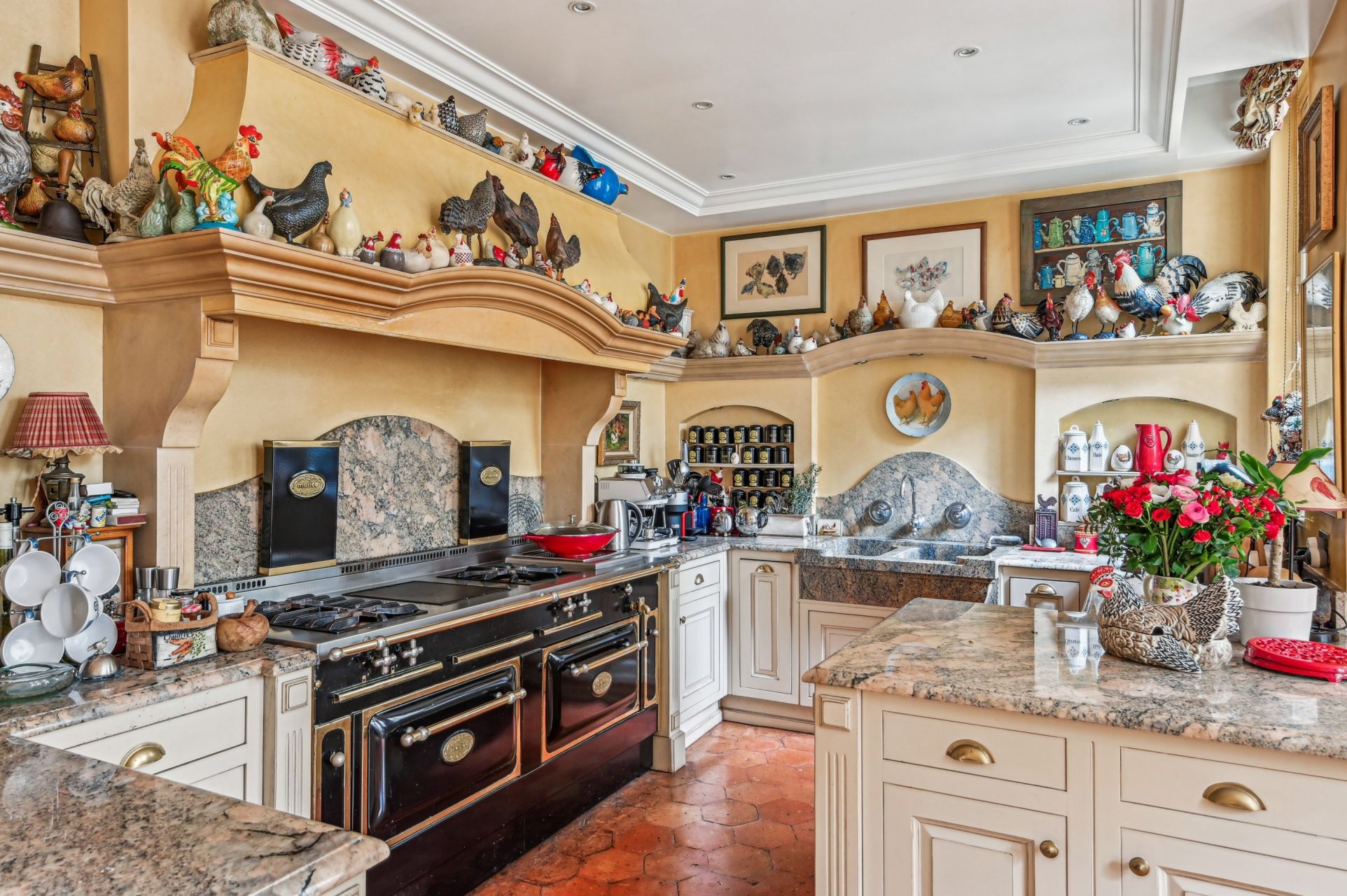 mansion (hôtel particulier) 14 Rooms for sale on PARIS (75016)