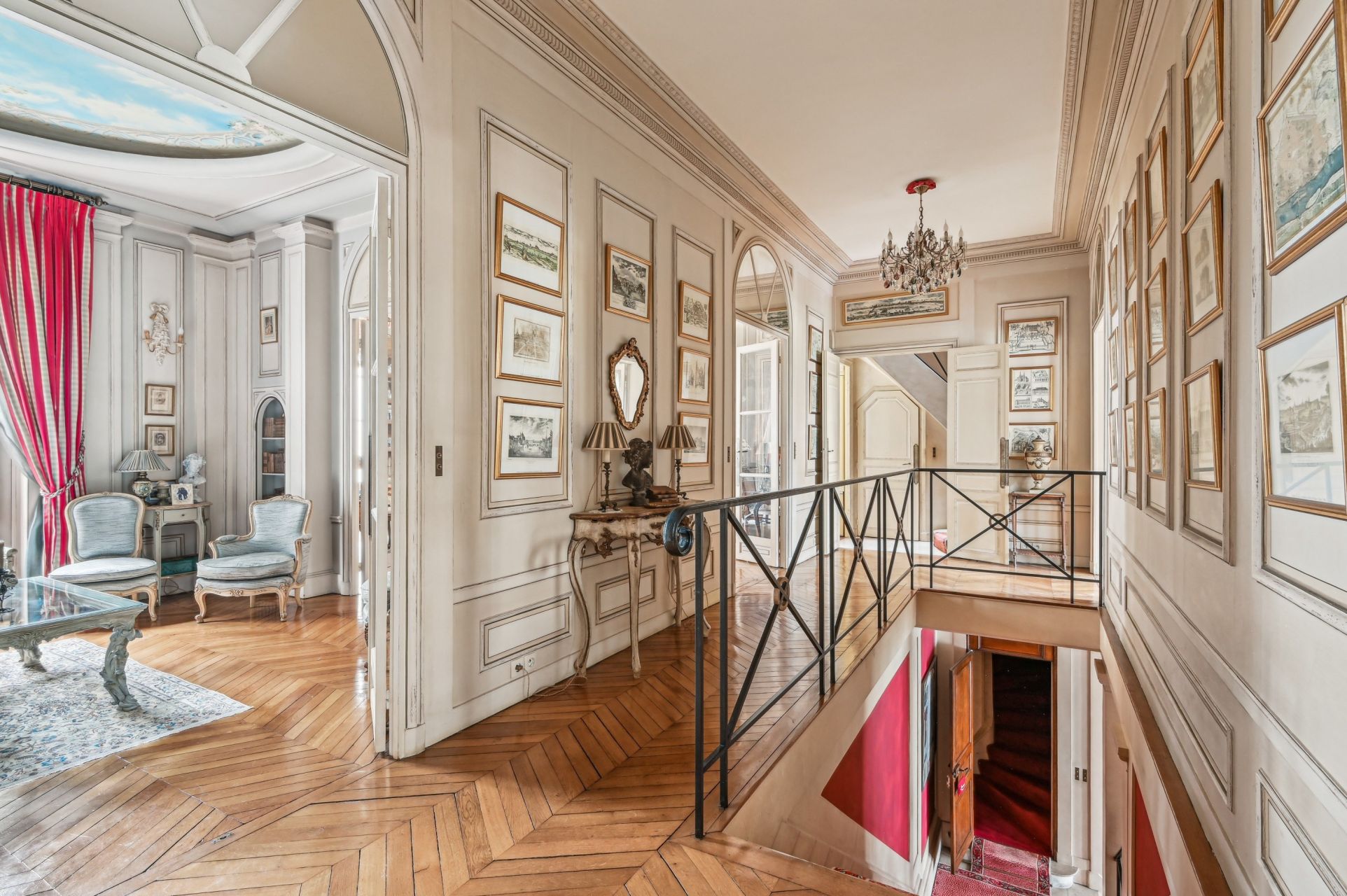 mansion (hôtel particulier) 14 Rooms for sale on PARIS (75016)