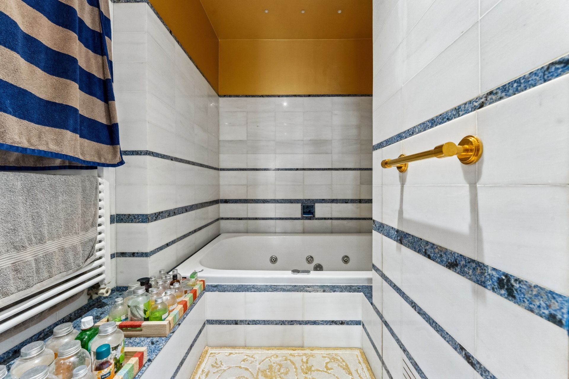 luxury apartment 3 Rooms for sale on PARIS (75008)