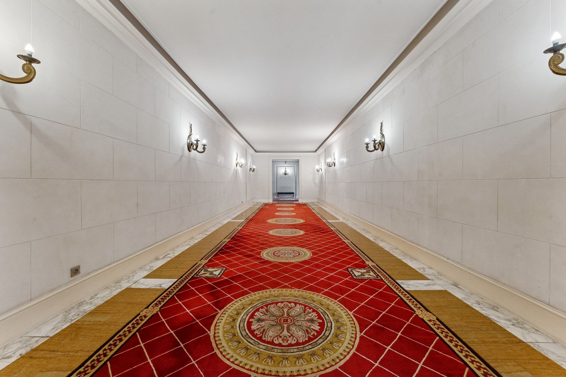 luxury apartment 3 Rooms for sale on PARIS (75008)