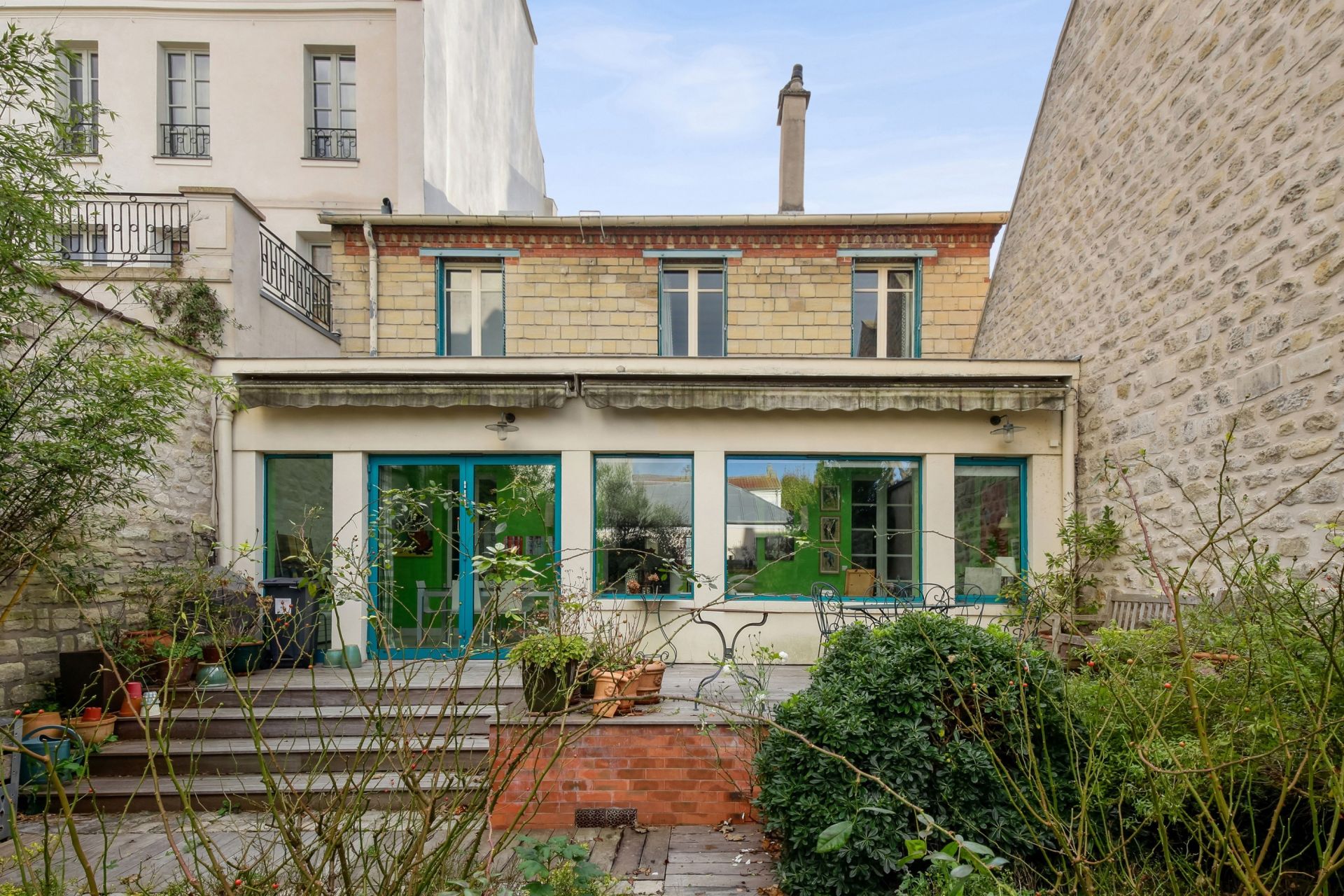 luxury house 7 Rooms for sale on ST GERMAIN EN LAYE (78100)