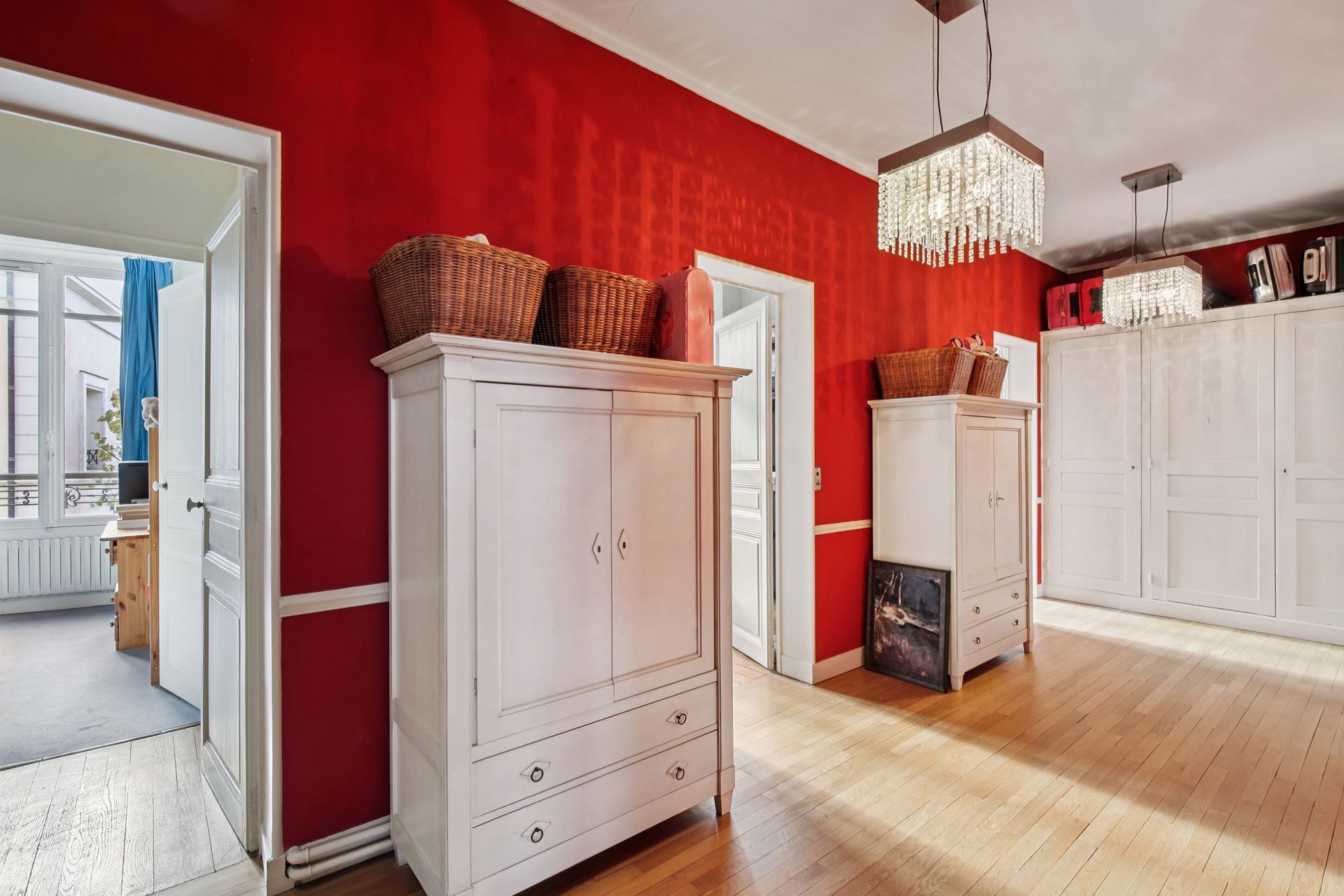 luxury house 7 Rooms for sale on ST GERMAIN EN LAYE (78100)