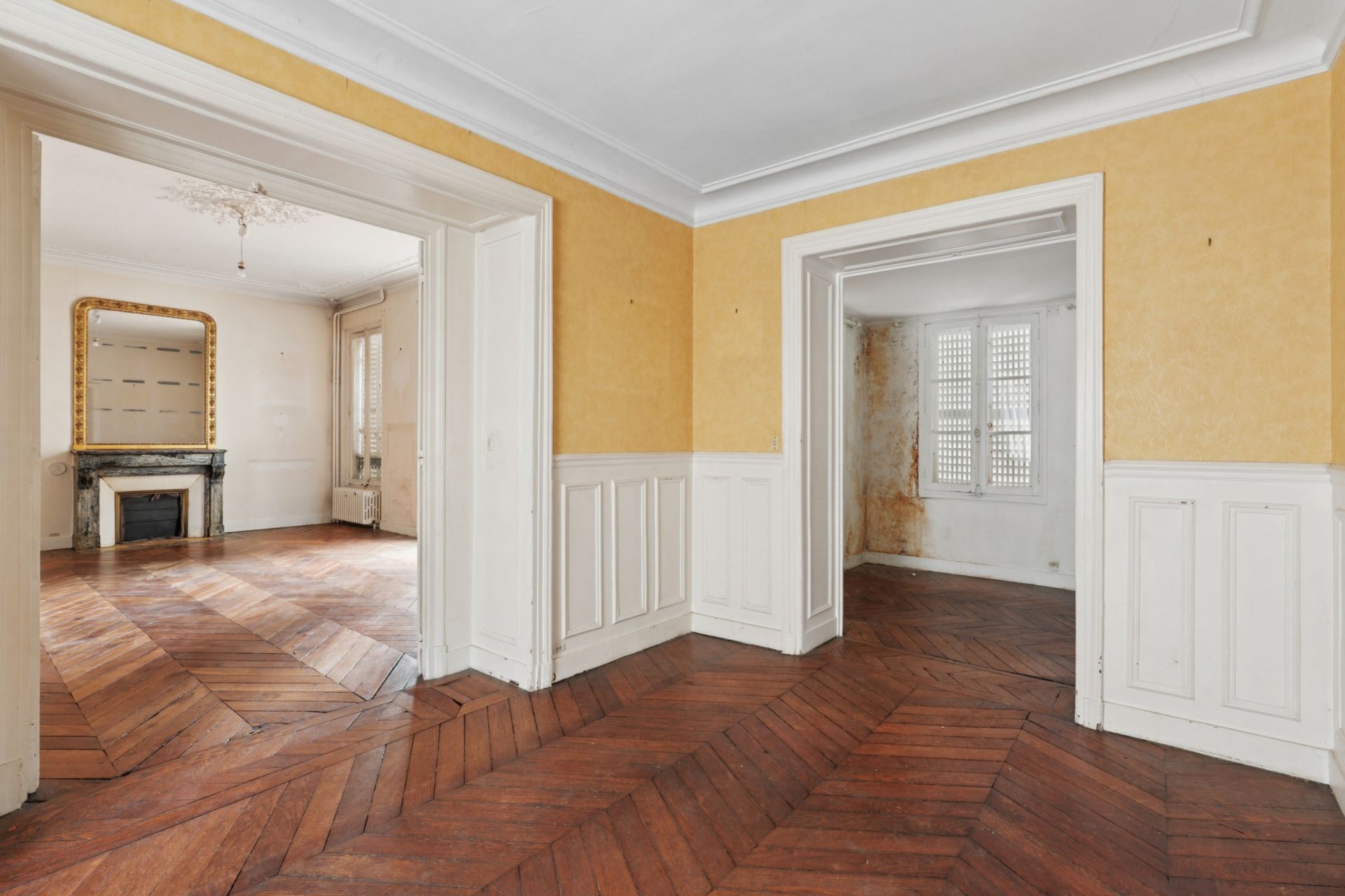 luxury house 9 Rooms for sale on VERSAILLES (78000)