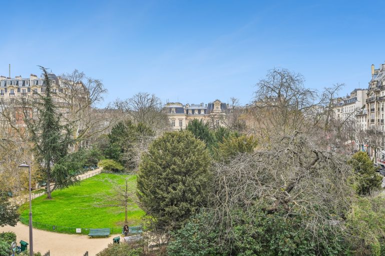 luxury apartment 3 Rooms for sale on PARIS (75003)