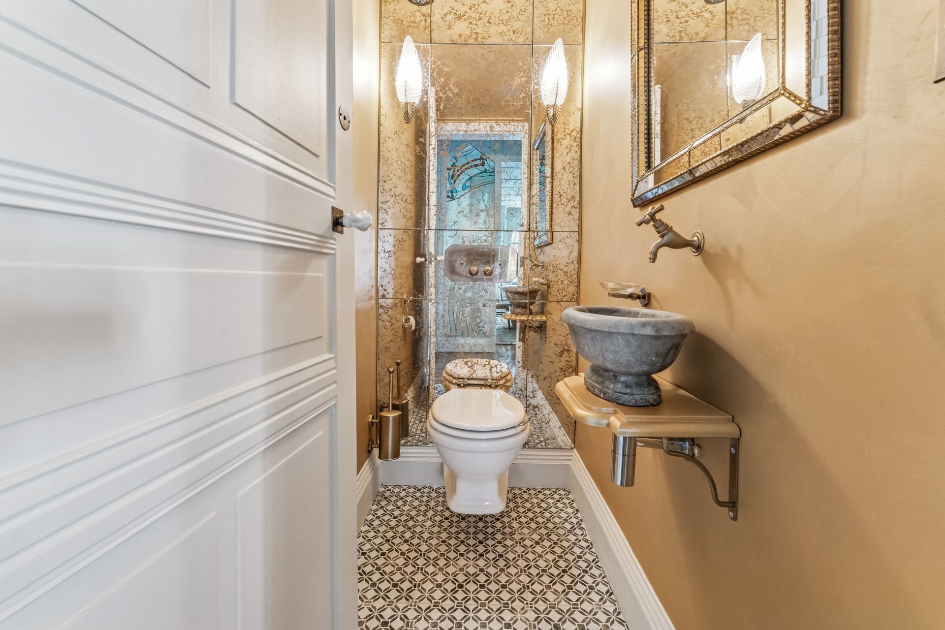 luxury apartment 3 Rooms for sale on PARIS (75016)