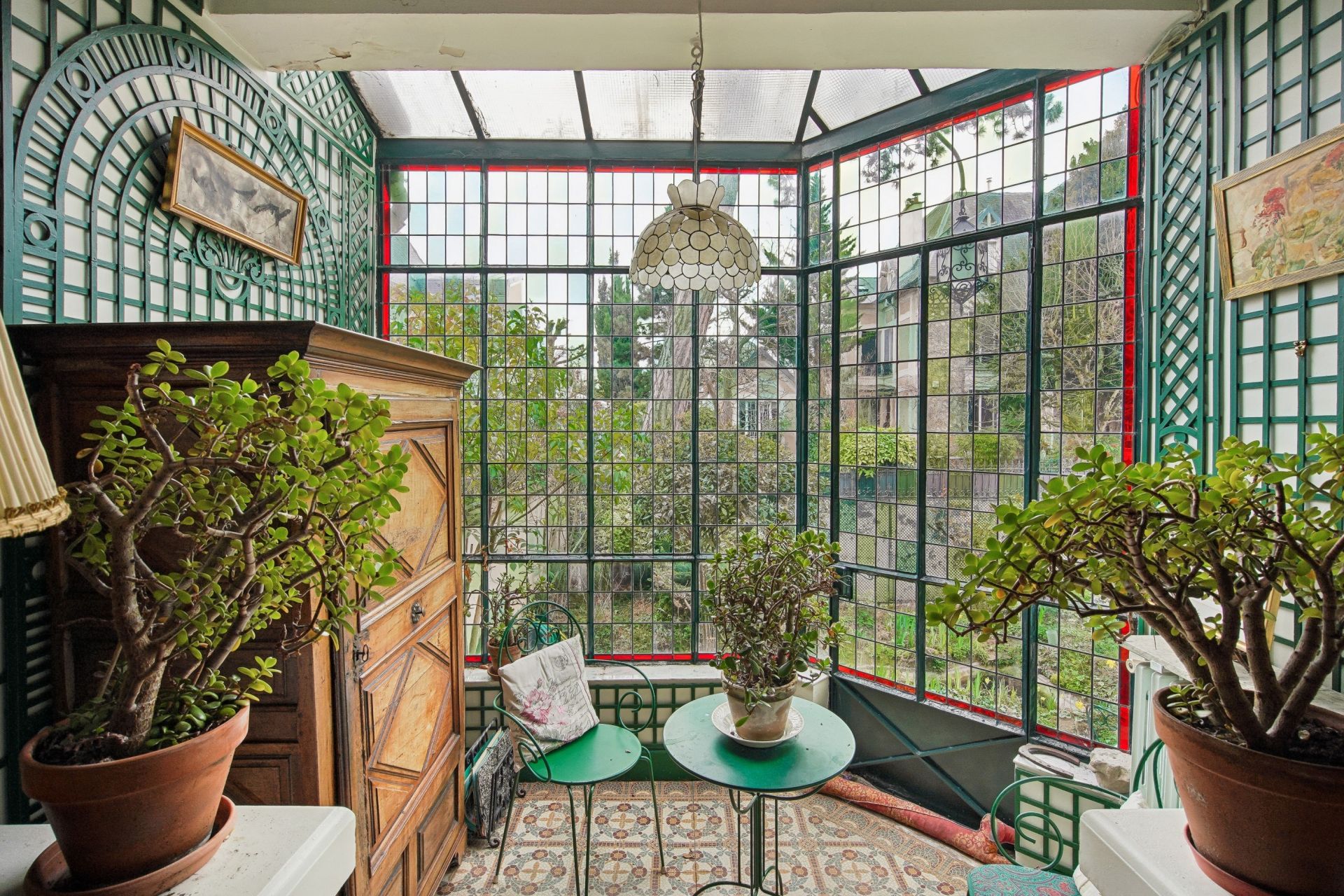 luxury house 10 Rooms for sale on ASNIERES SUR SEINE (92600)