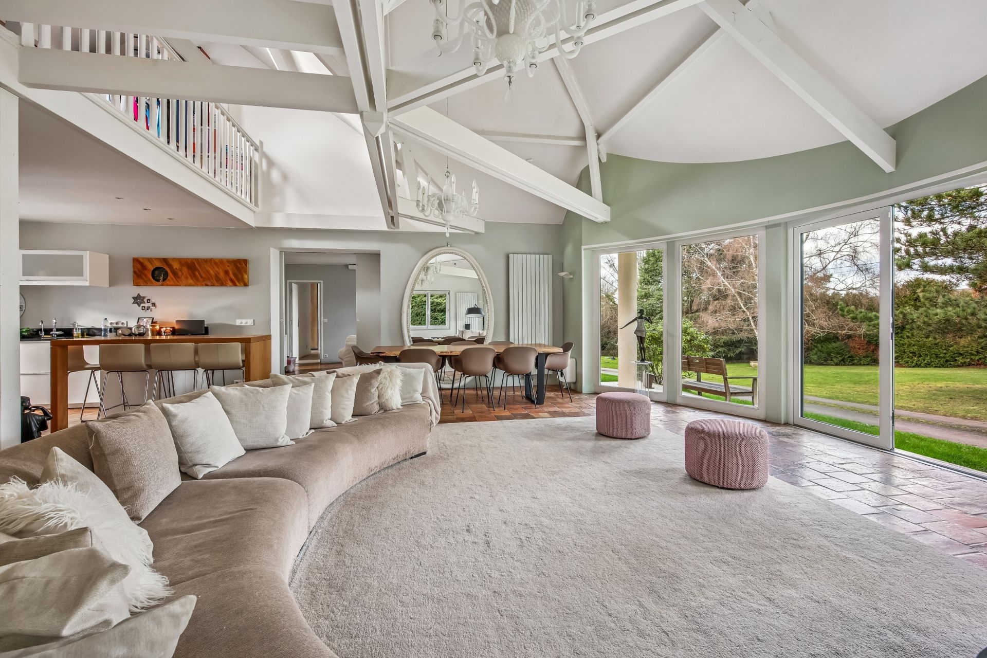 luxury house 8 Rooms for sale on LES MESNULS (78490)