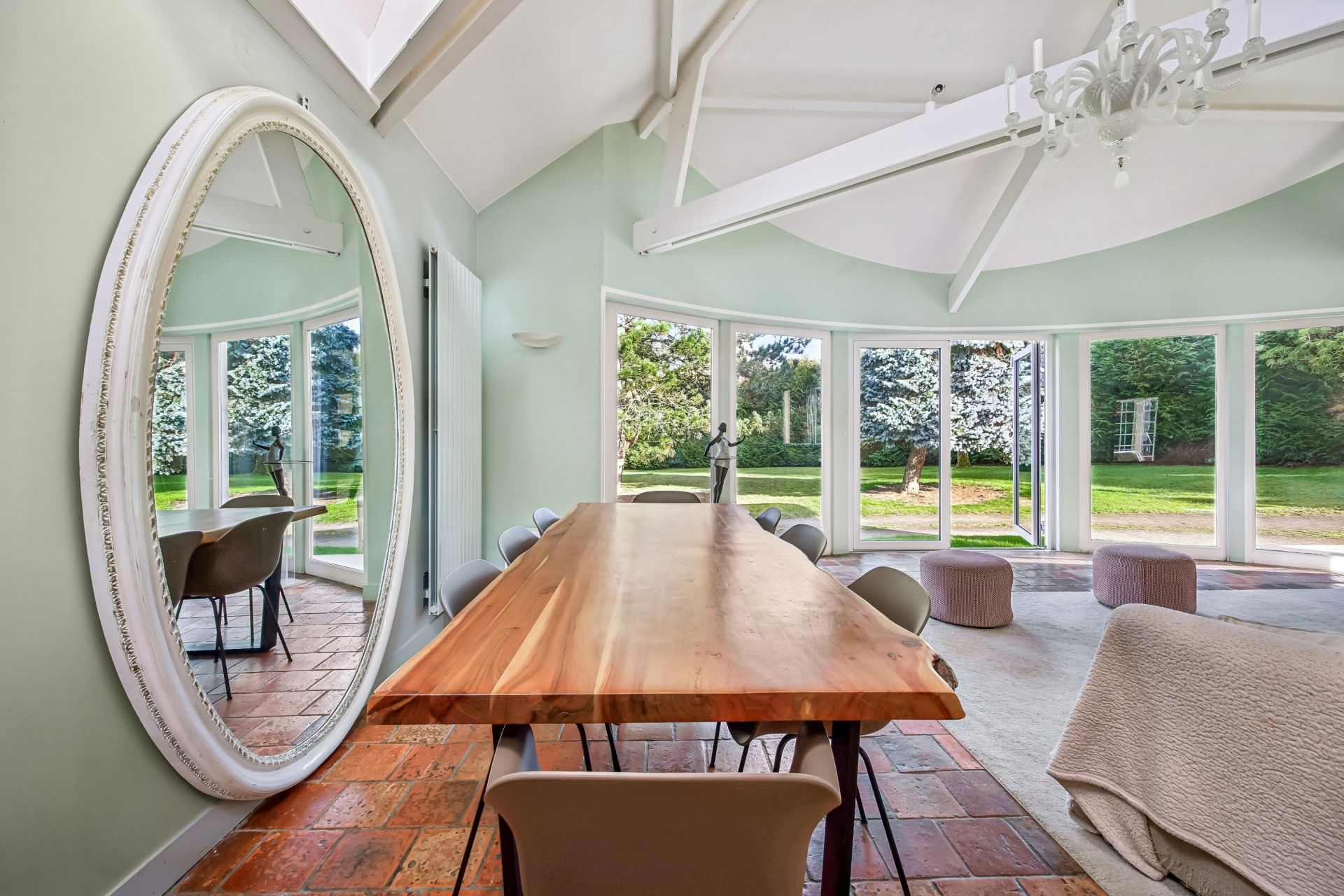 luxury house 8 Rooms for sale on LES MESNULS (78490)