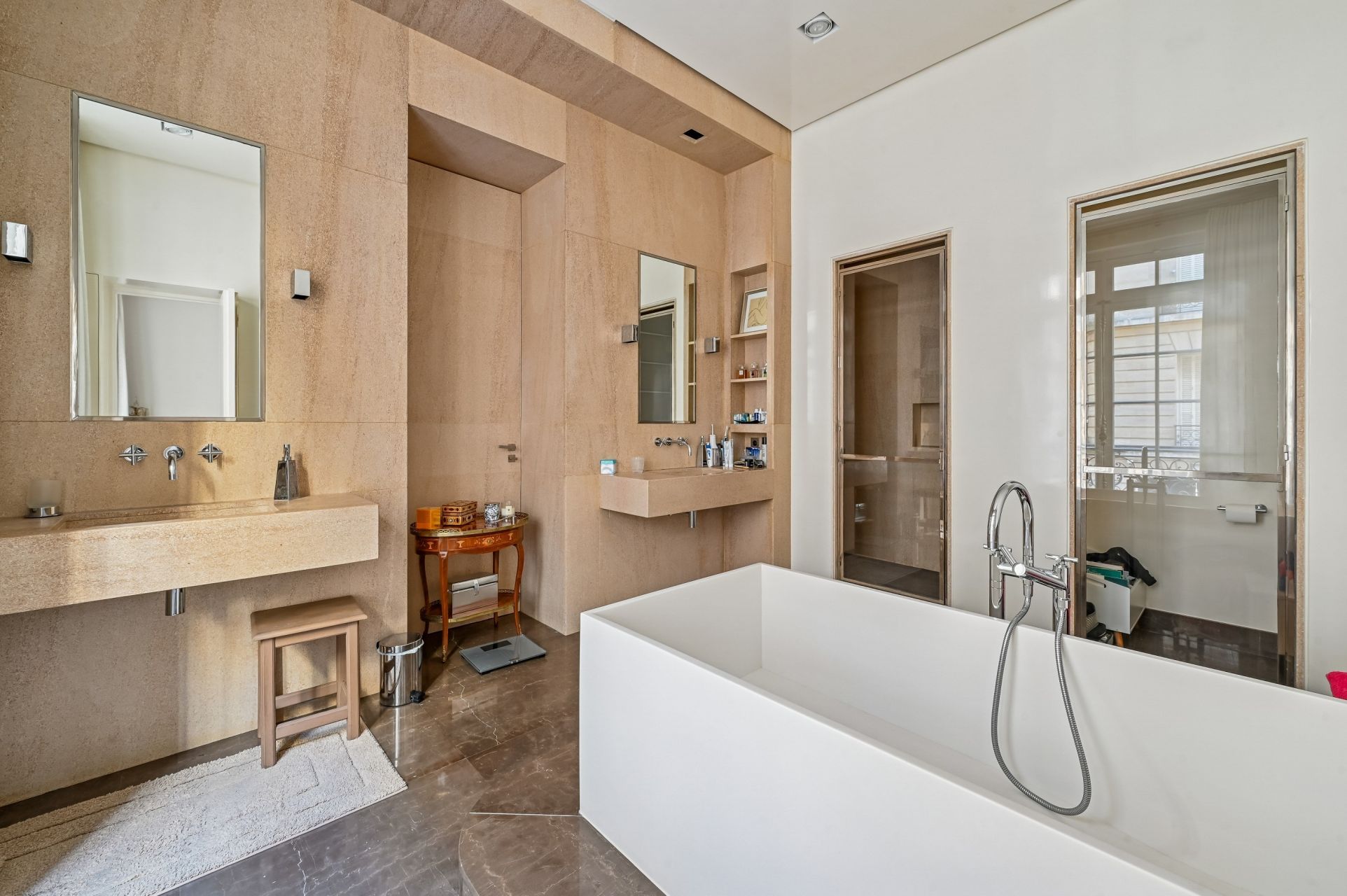 luxury apartment 7 Rooms for sale on PARIS (75016)