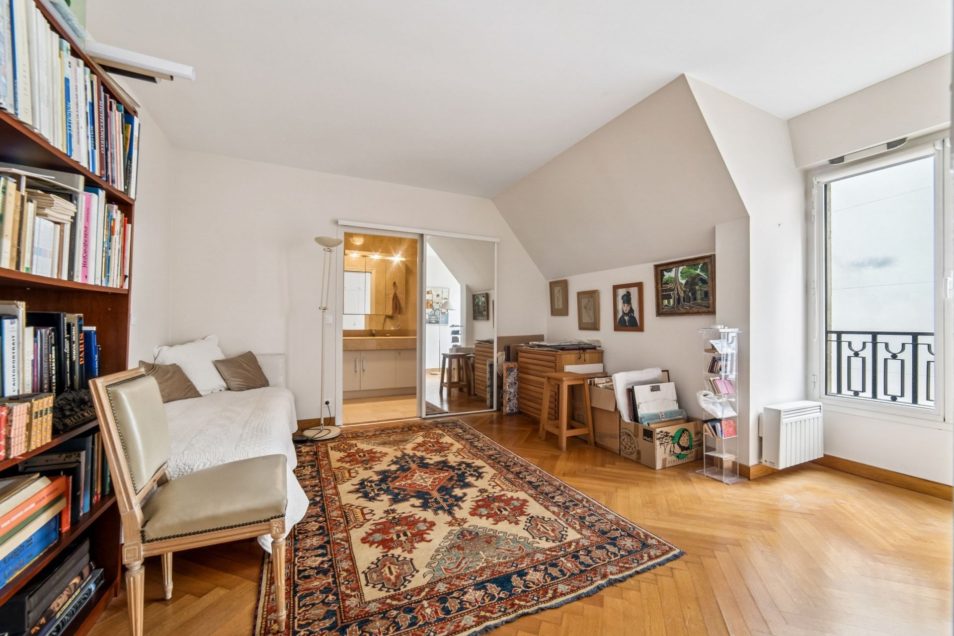 luxury apartment 4 Rooms for sale on PARIS (75016)