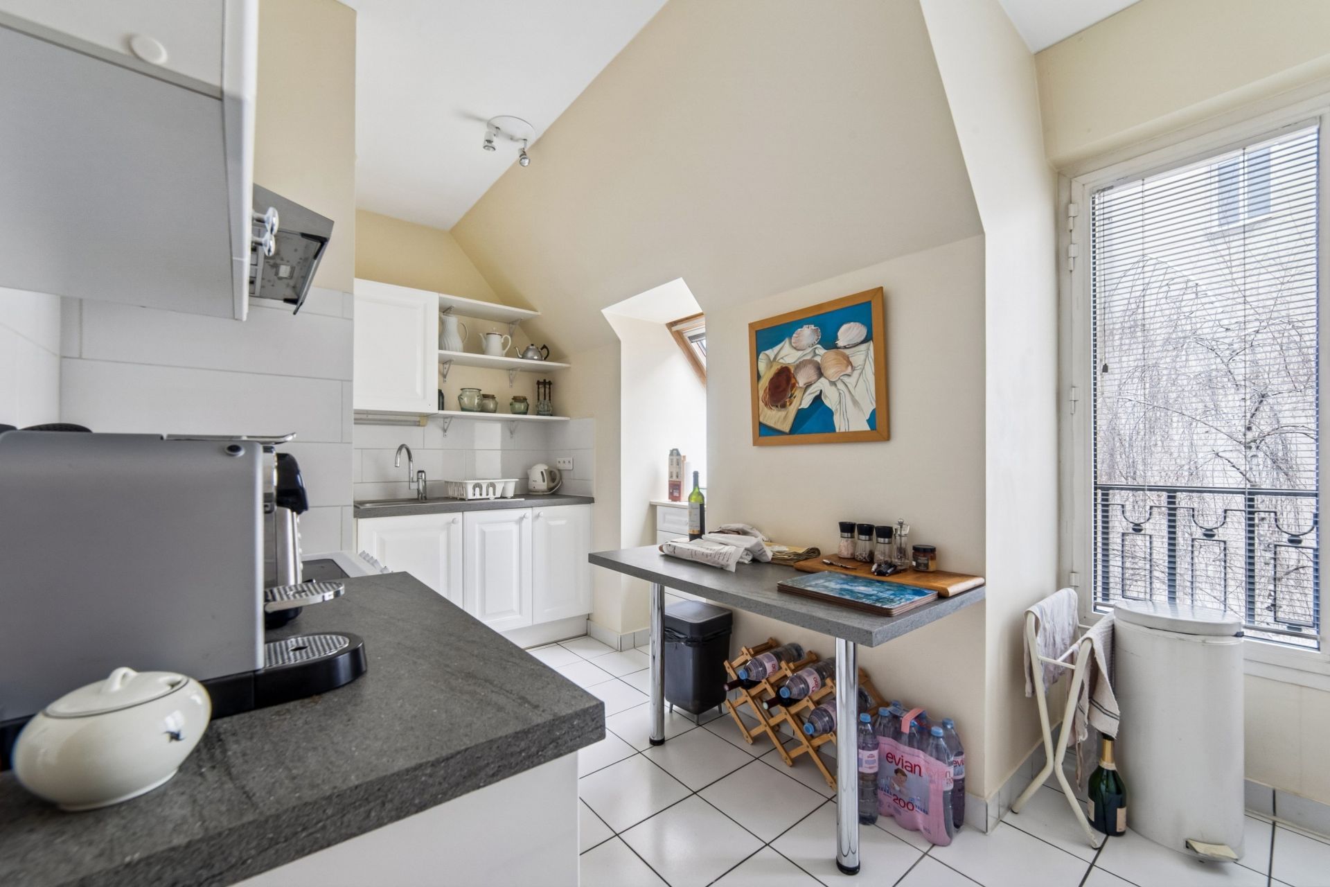 luxury apartment 4 Rooms for sale on PARIS (75016)