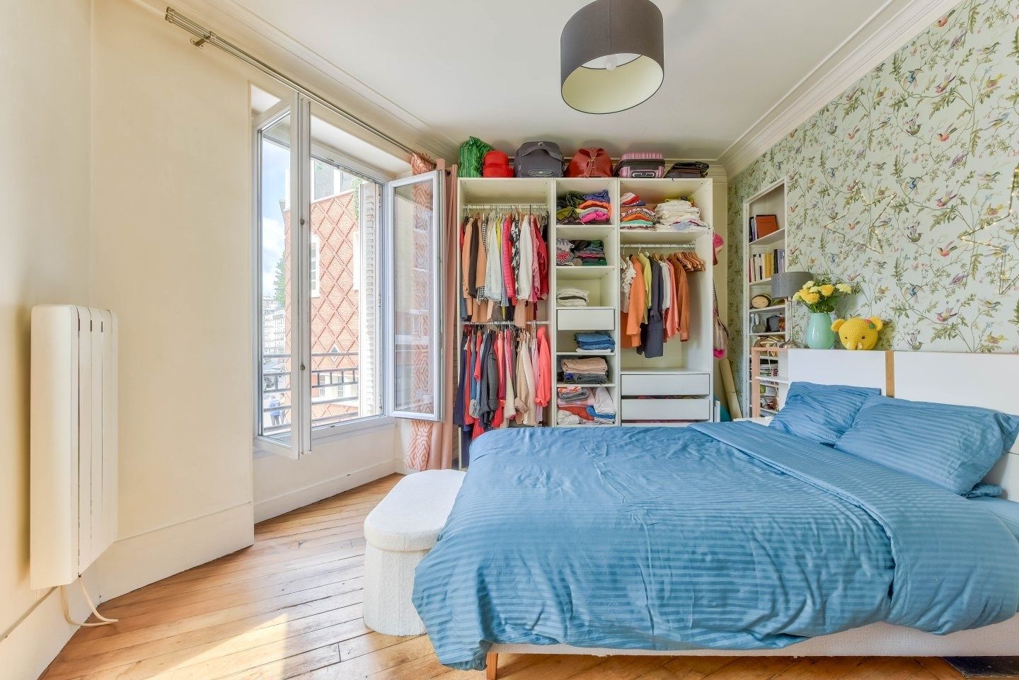 luxury apartment 2 Rooms for sale on PARIS (75018)