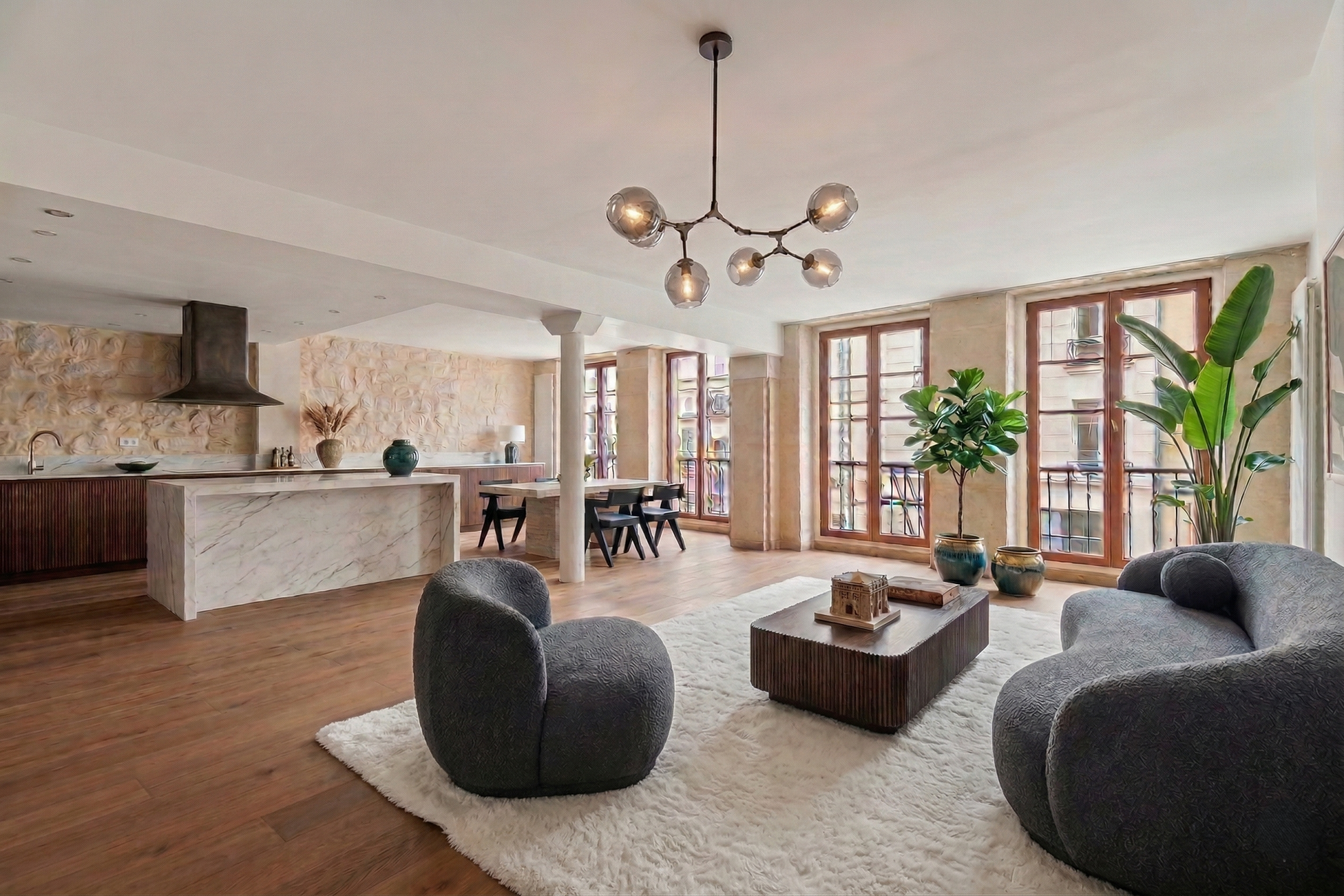 luxury apartment 4 Rooms for sale on PARIS (75002)