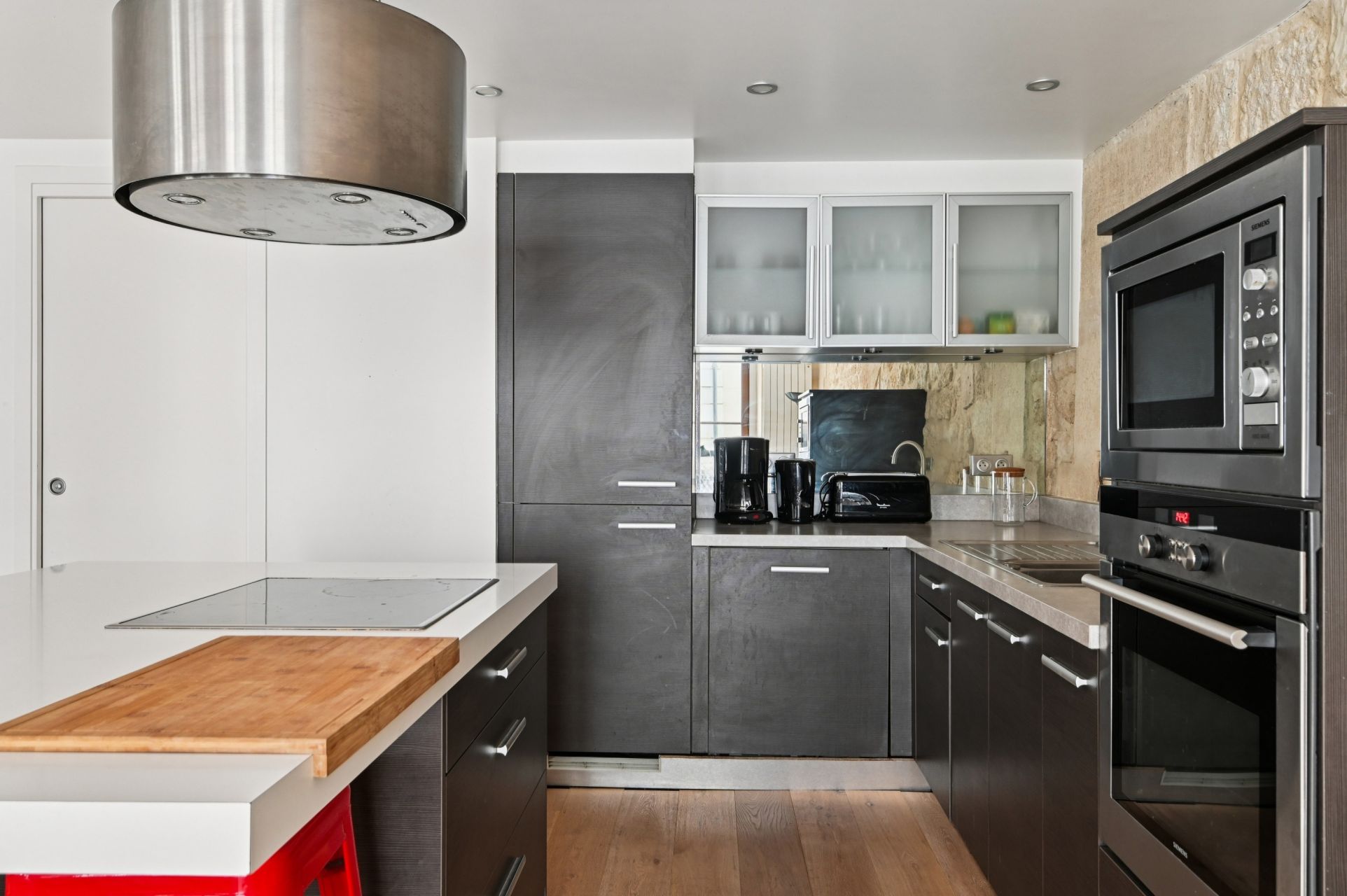 luxury apartment 4 Rooms for sale on PARIS (75002)