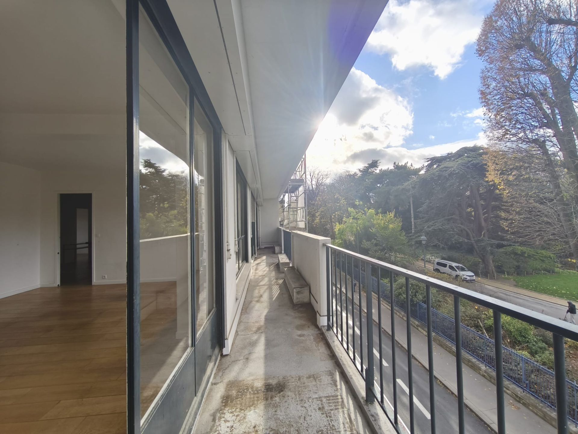 luxury apartment 5 Rooms for sale on PARIS (75014)